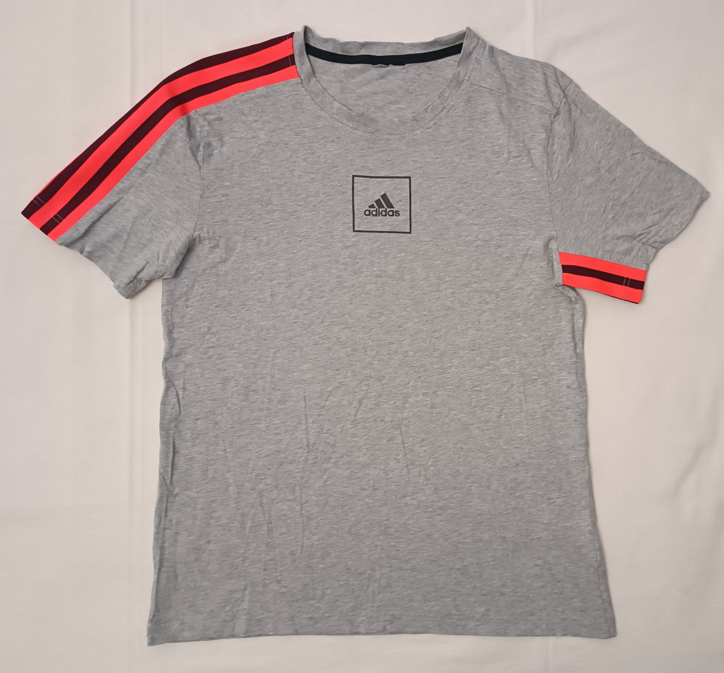 (M) Adidas T-Shirt тениска