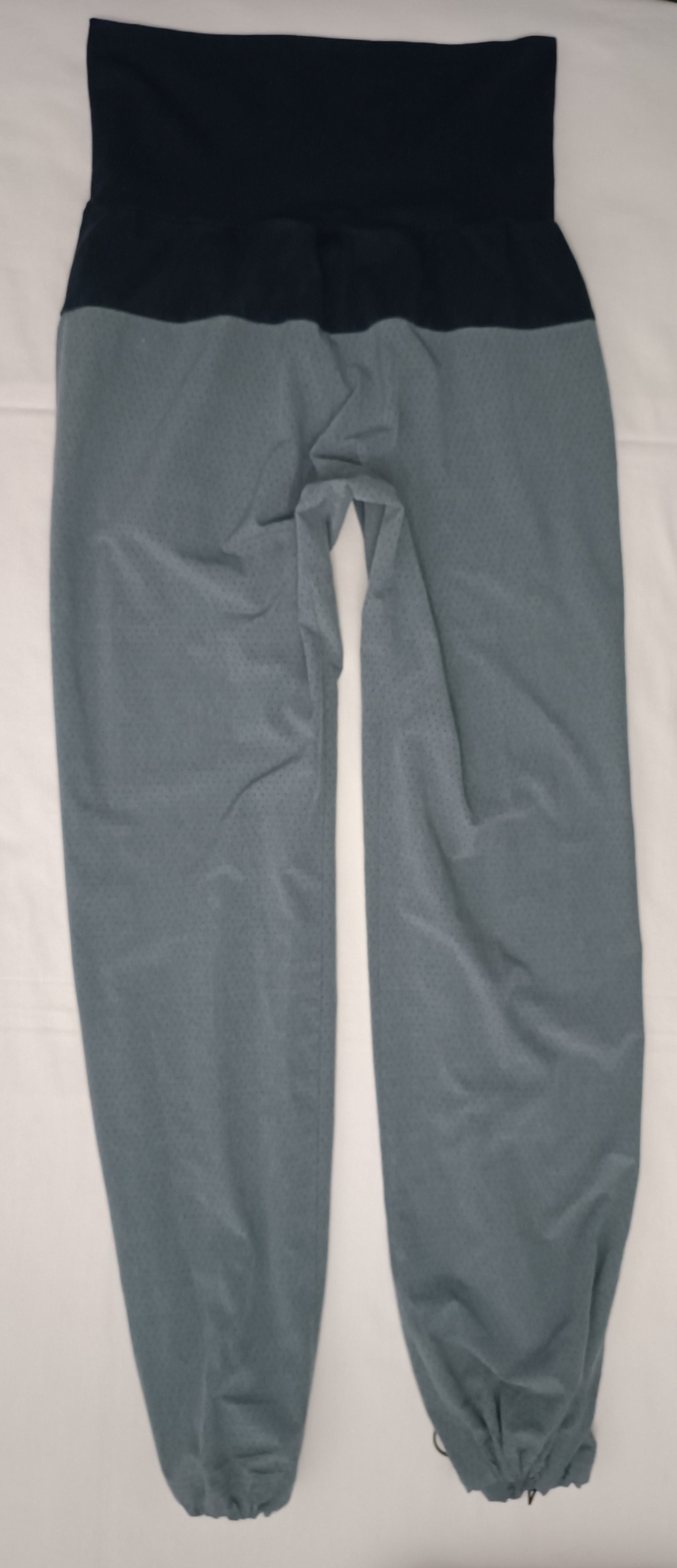 (ДАМСКО) (S) Nike High-Waisted Pants долнище
