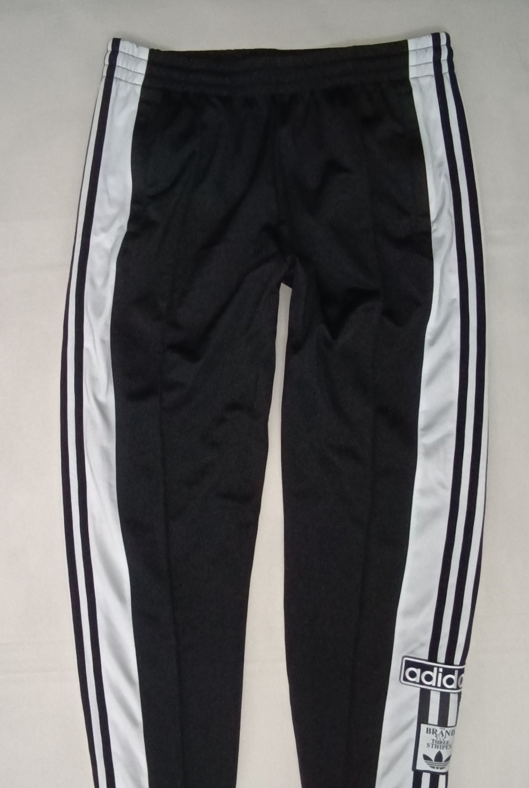 (ДАМСКО) (M) Adidas Originals Adibreak Pants долнище