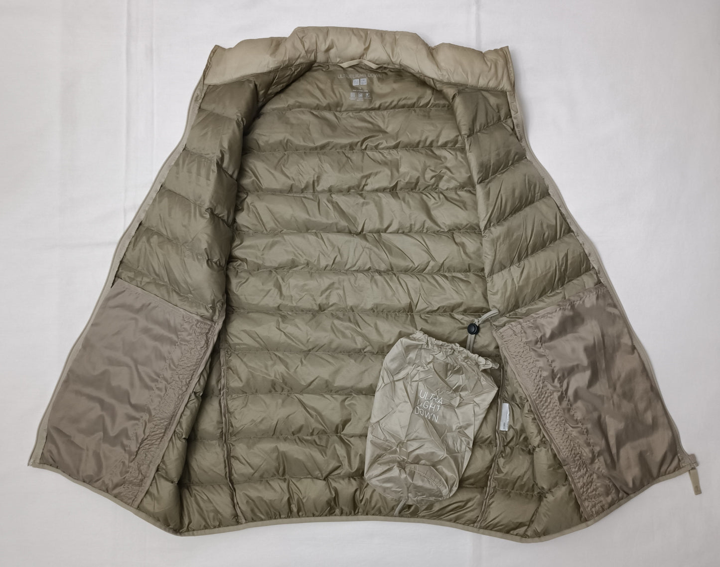 (S) Uniqlo Ultra Light Down Vest пухен елек