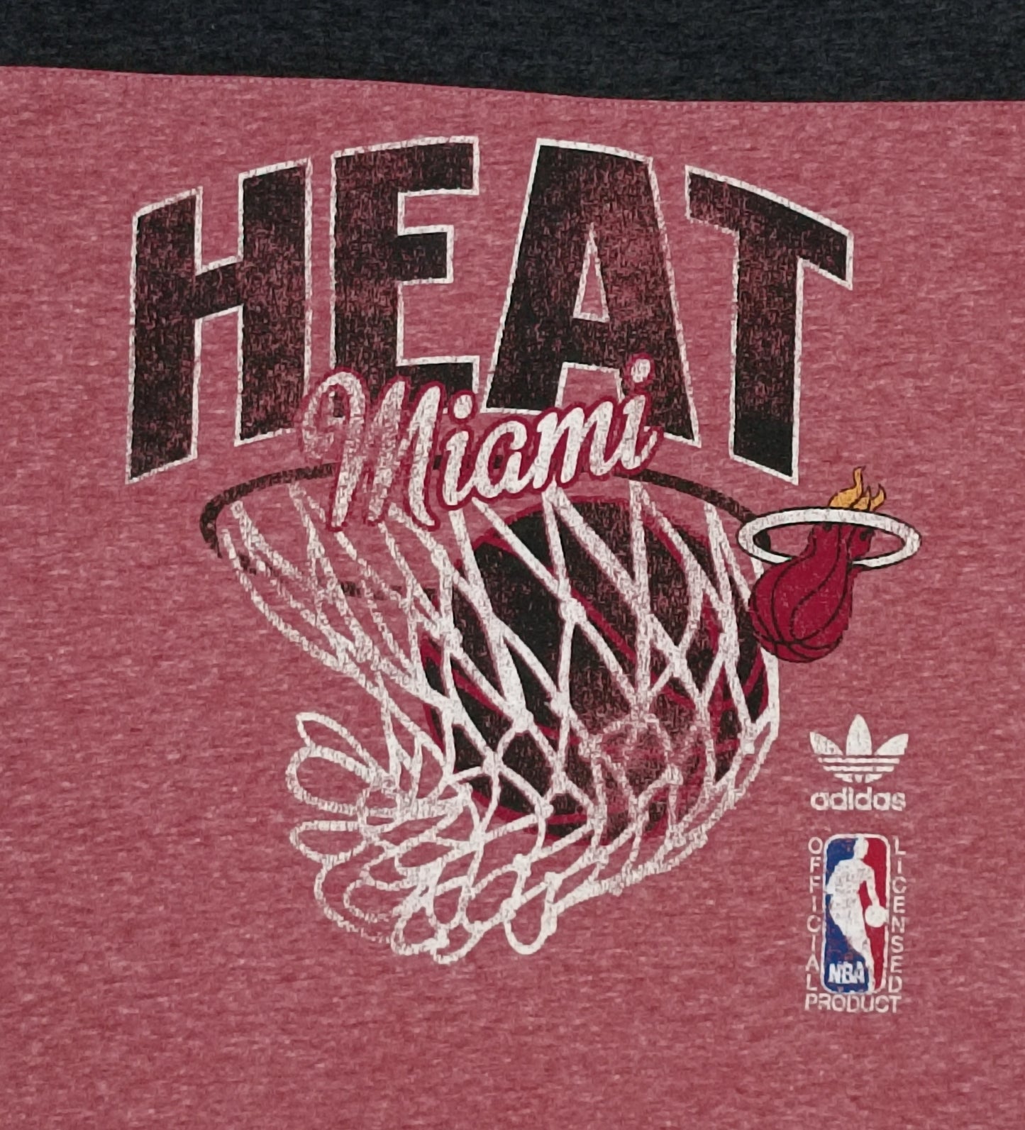 (ДЕТСКО) (Ръст 156-166см) Adidas NBA Miami Heat Tee тениска