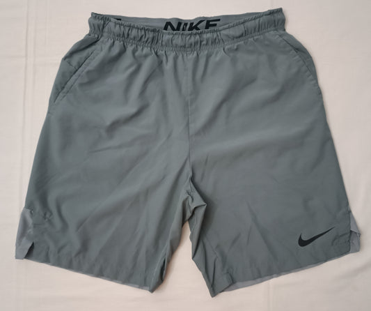 (M) Nike DRI-FIT Unlined Versatile Shorts шорти
