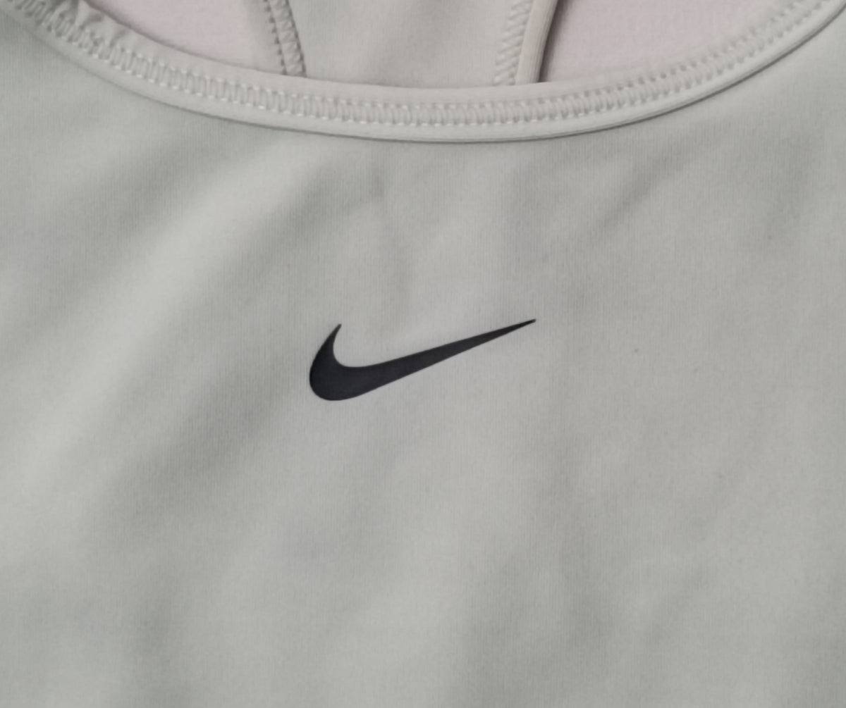 (ДАМСКО) (M) Nike DRI-FIT Bra бюстие