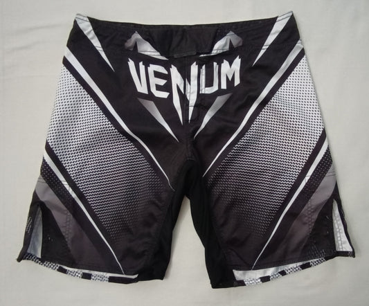 (M) Venum Shorts шорти