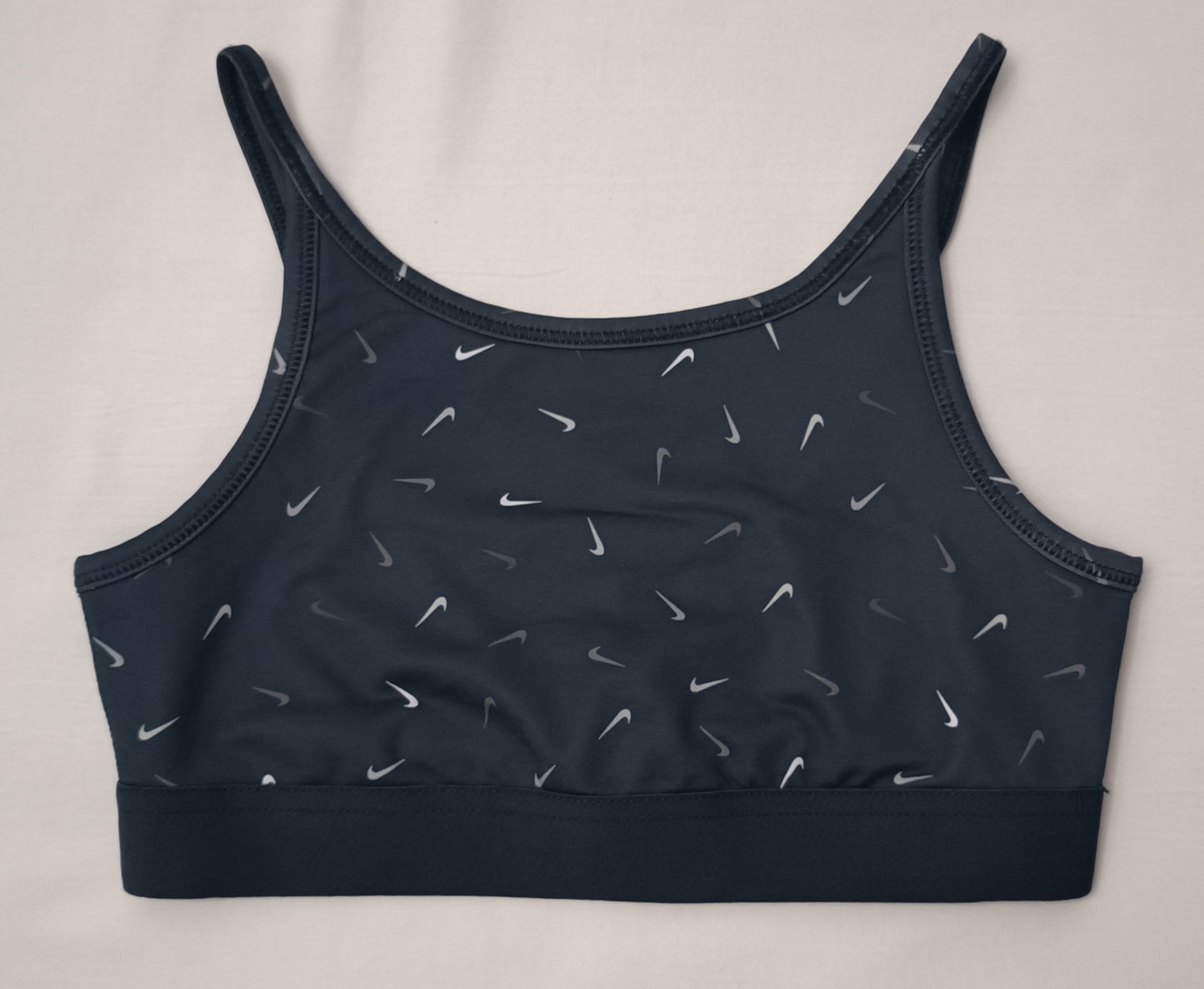 (ДЕТСКО) (Ръст 128-137см) Nike DRI-FIT Bra бюстие
