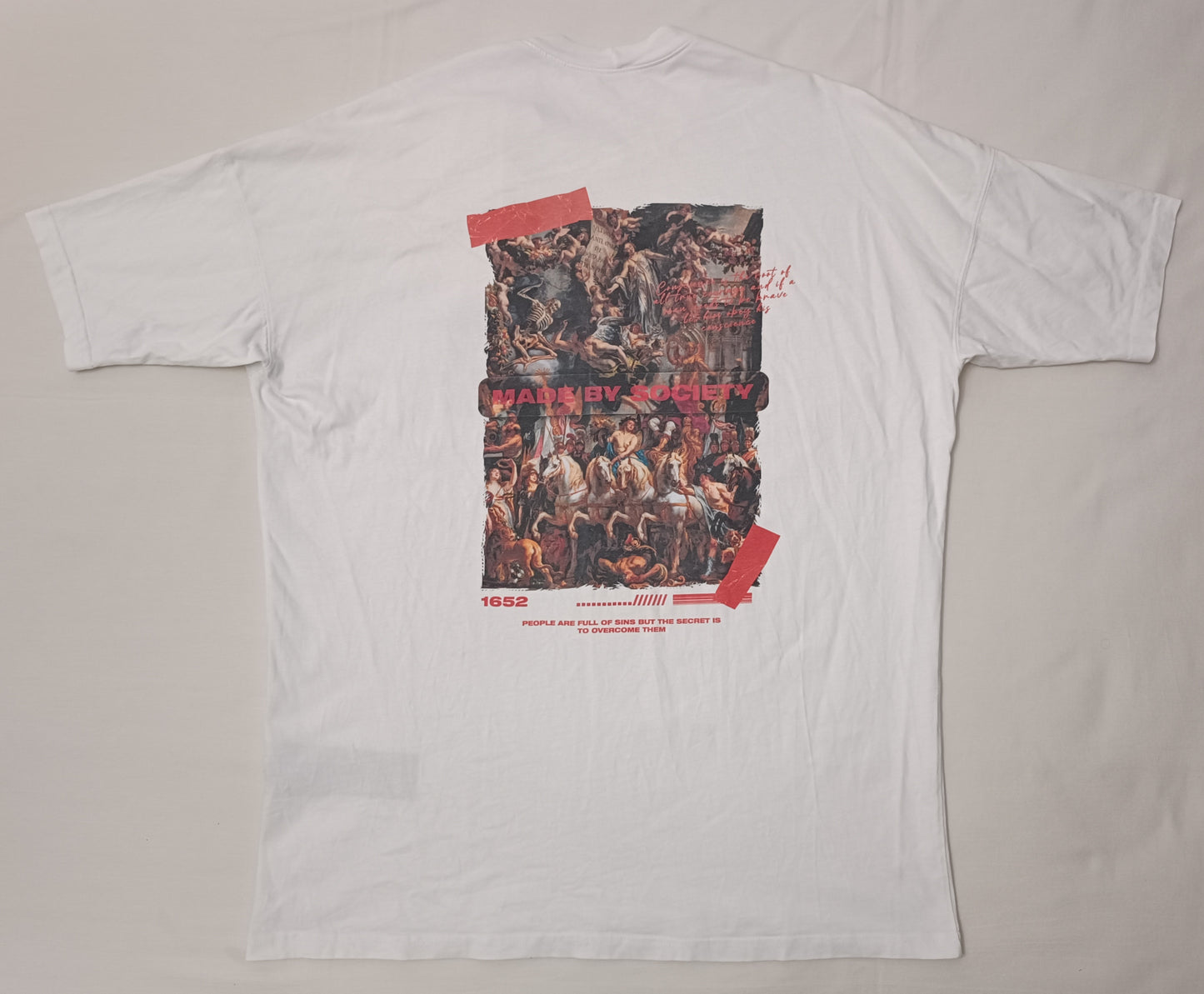 (XL) Made By Society God is The Designer Shirt тениска