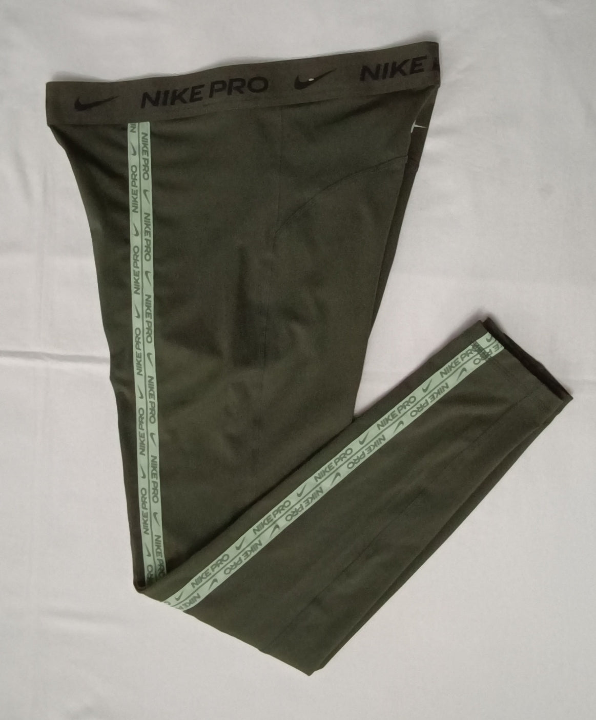 (ДАМСКО) (M) Nike PRO DRI-FIT Tights клин