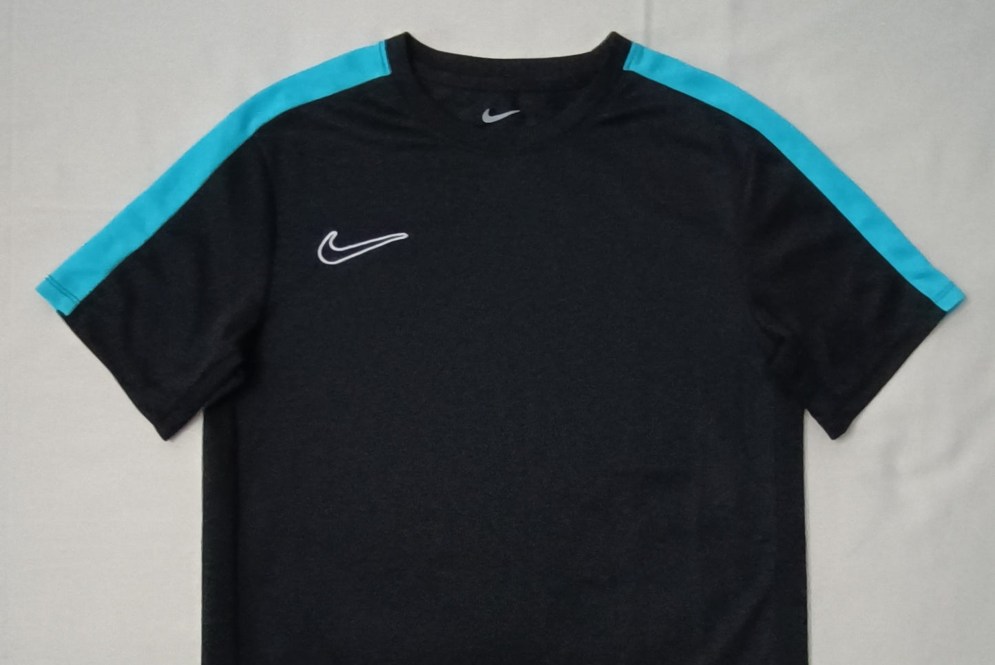 (ДЕТСКО) (Ръст 147-158см) Nike DRI-FIT Tee тениска