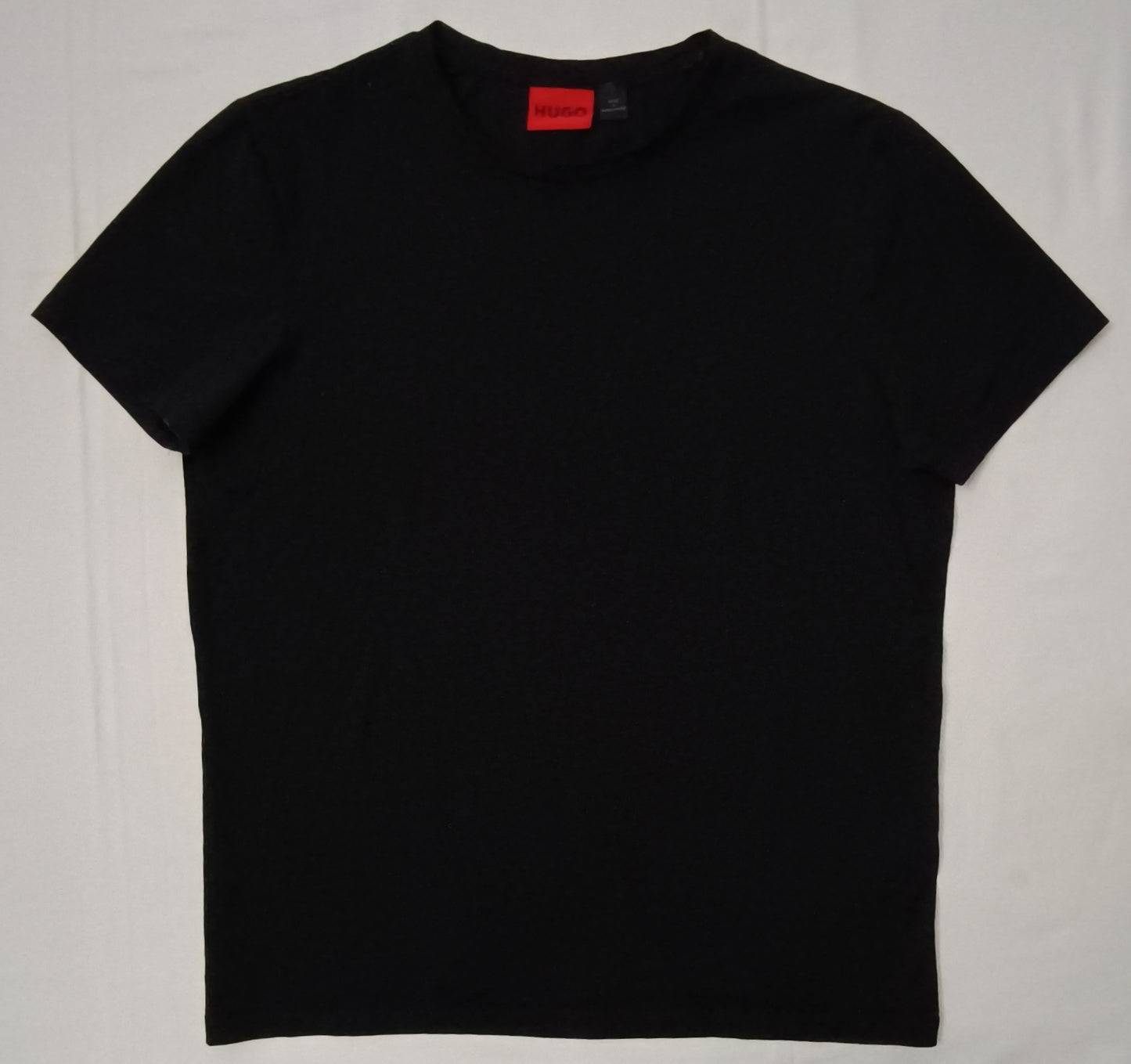 (L) Hugo Boss Shirt тениска