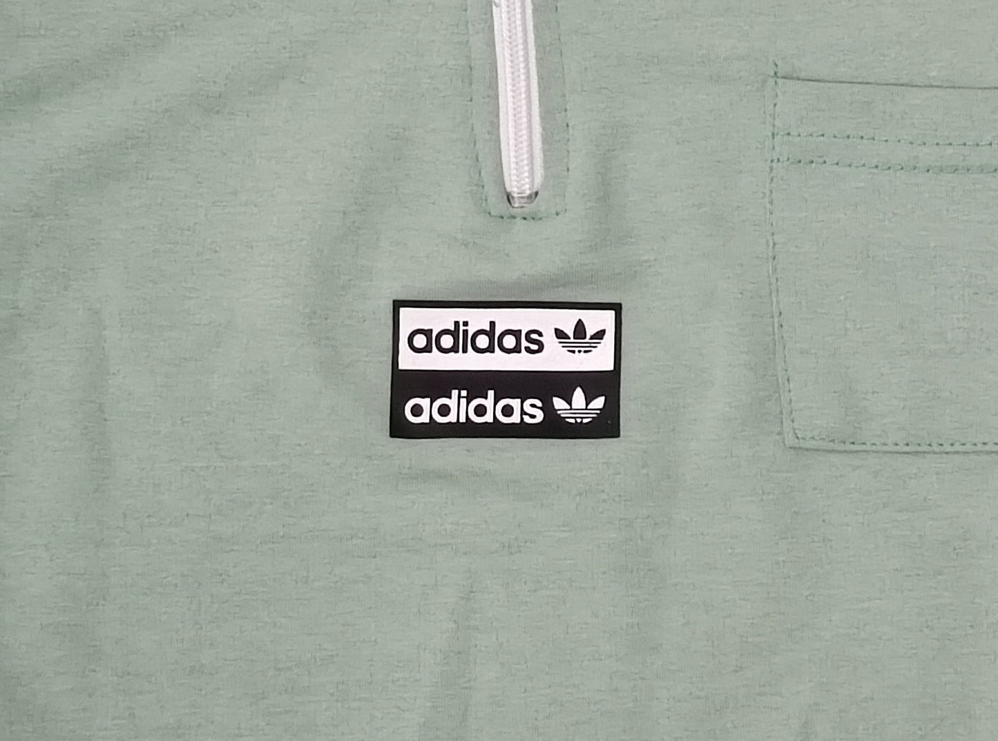 (ДАМСКО) (M) Adidas Originals Cropped Sweatshirt горнище