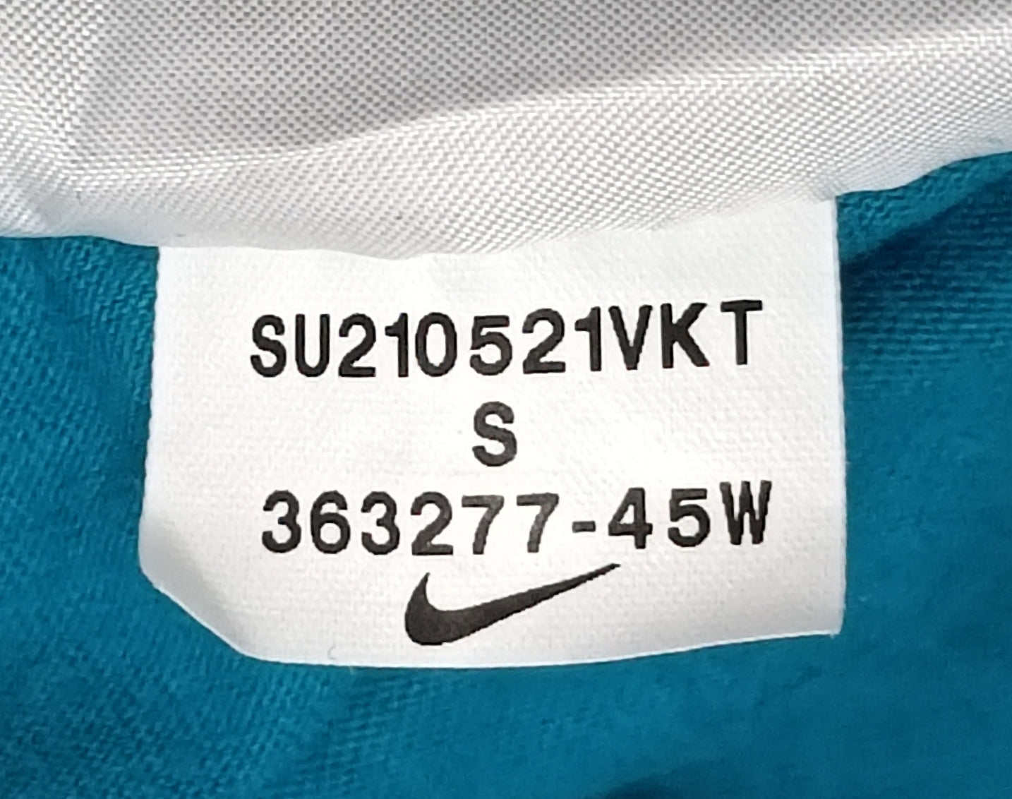 (S) Nike Sportswear Basketball Tee тениска