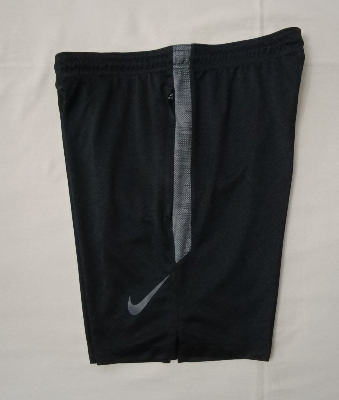 (S) Nike DRI-FIT Shorts шорти