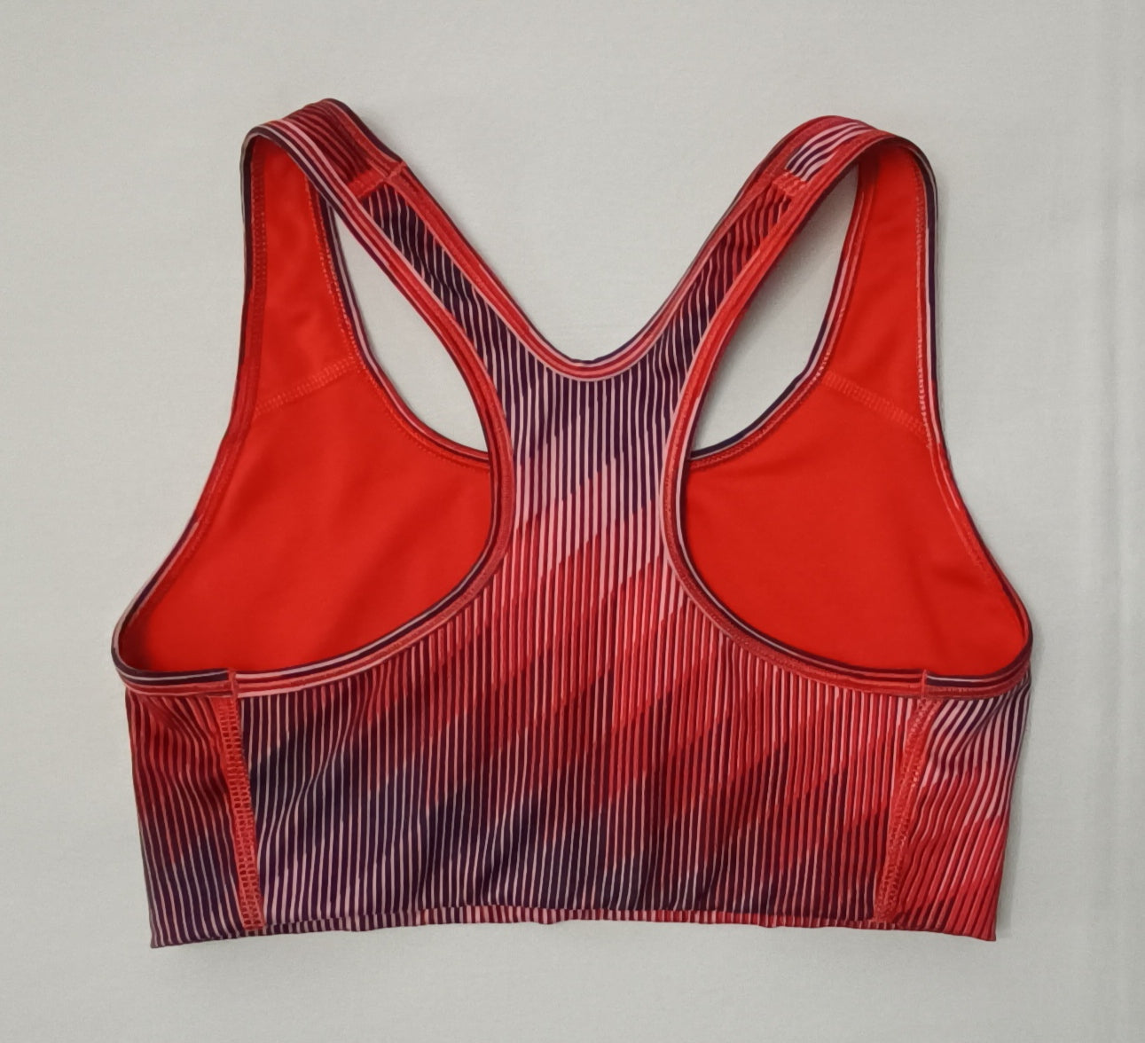 (ДАМСКО) (S) Nike DRI-FIT Bra бюстие