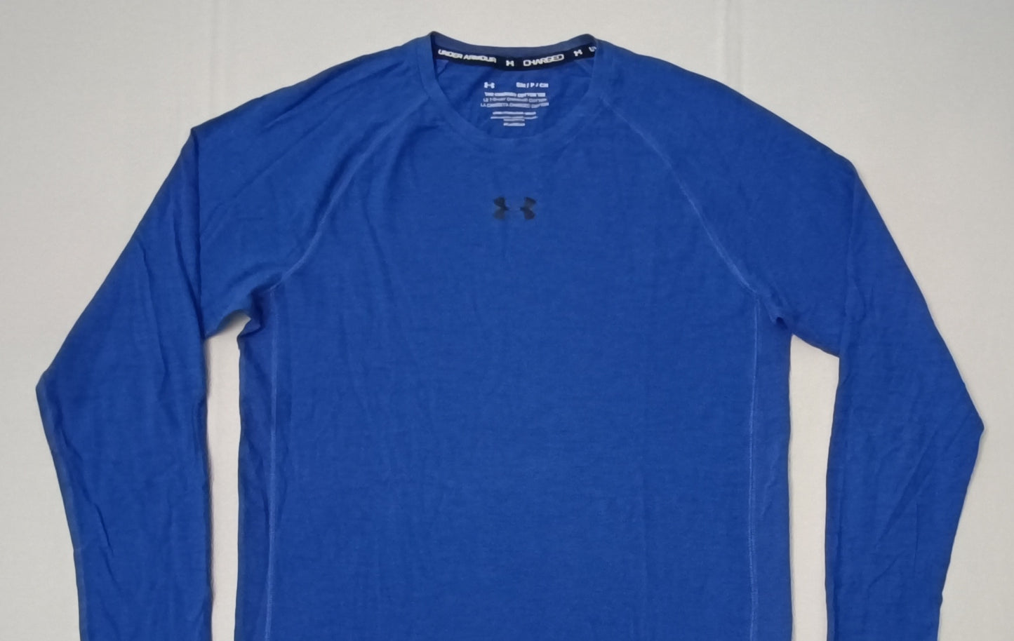 (S) Under Armour UA Charged блуза