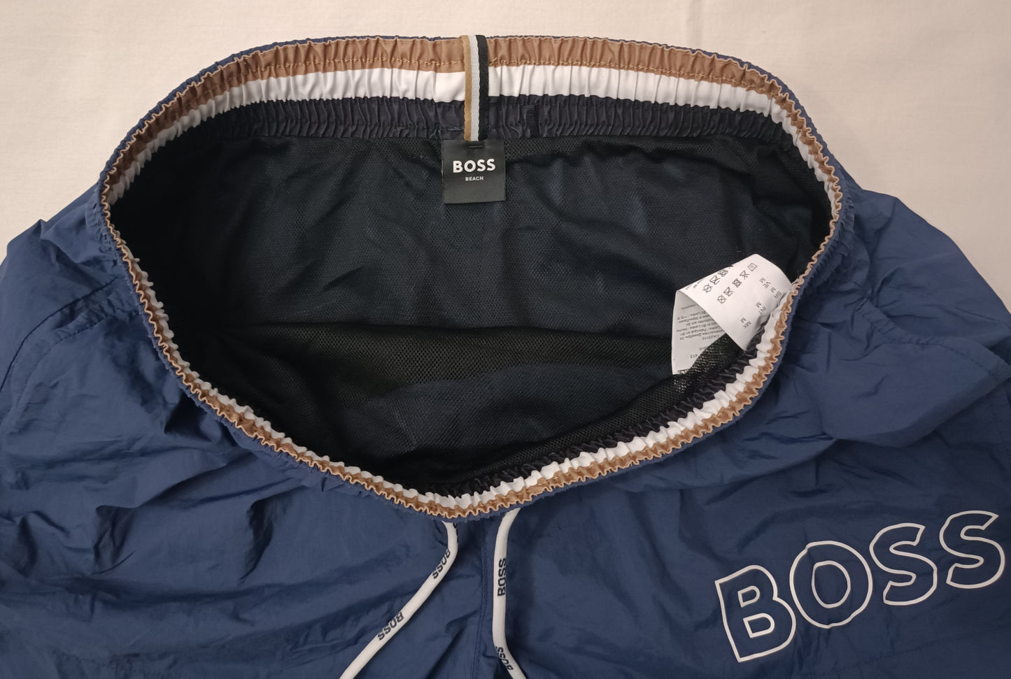 (M) Hugo Boss Mooneye Shorts шорти, бански