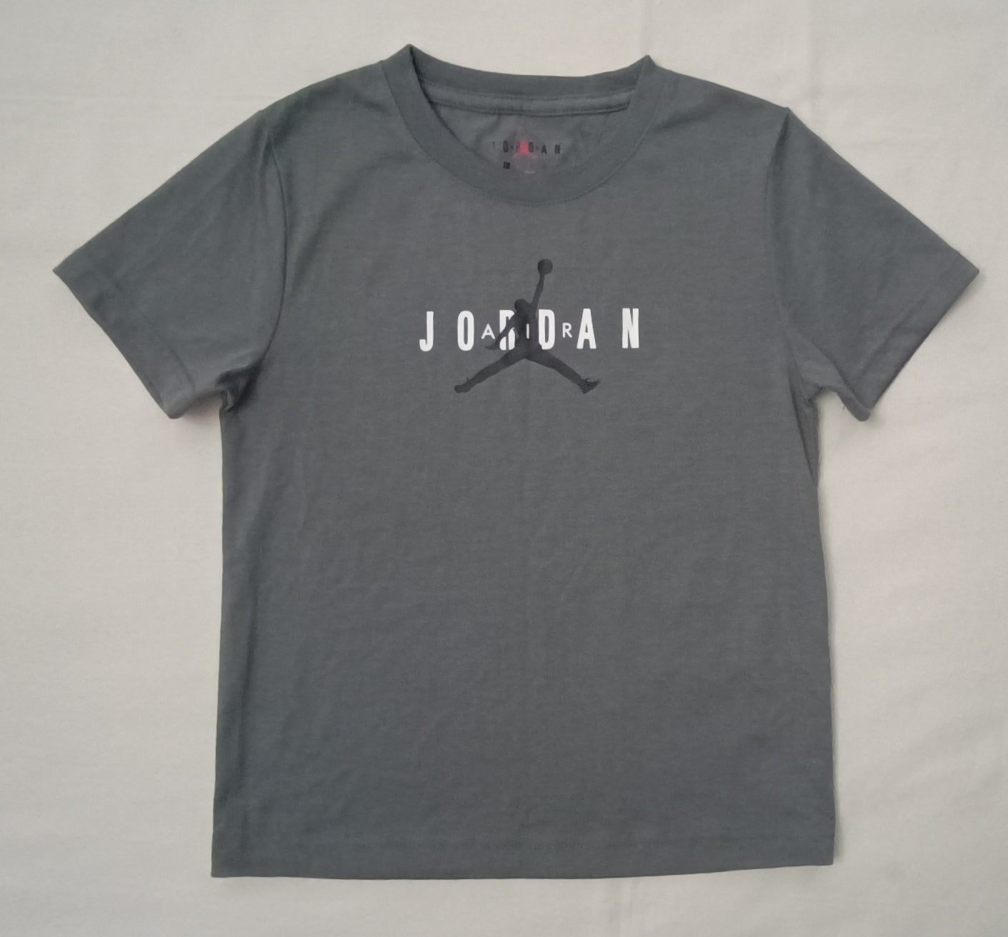 (ДЕТСКО) (Ръст 116-122см) Jordan AIR Nike Sportswear Logo Tee тениска