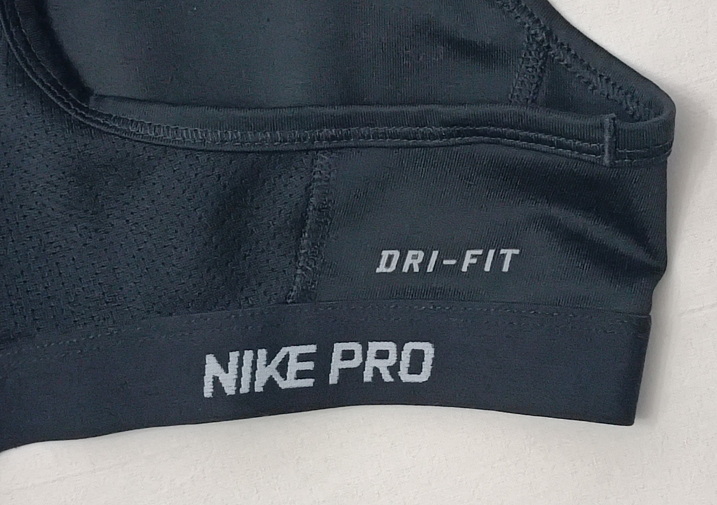 (ДЕТСКО) (Ръст 137-146см) Nike PRO DRI-FIT Bra бюстие