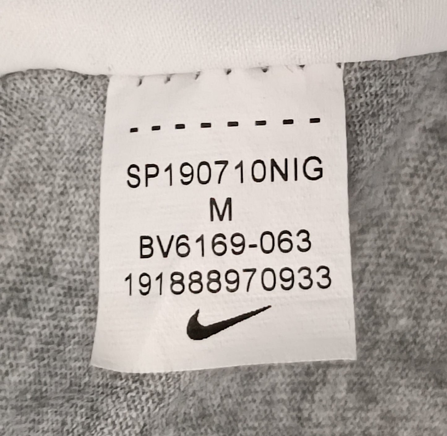 (ДАМСКО) (M) Nike Sportswear Swoosh Tee тениска