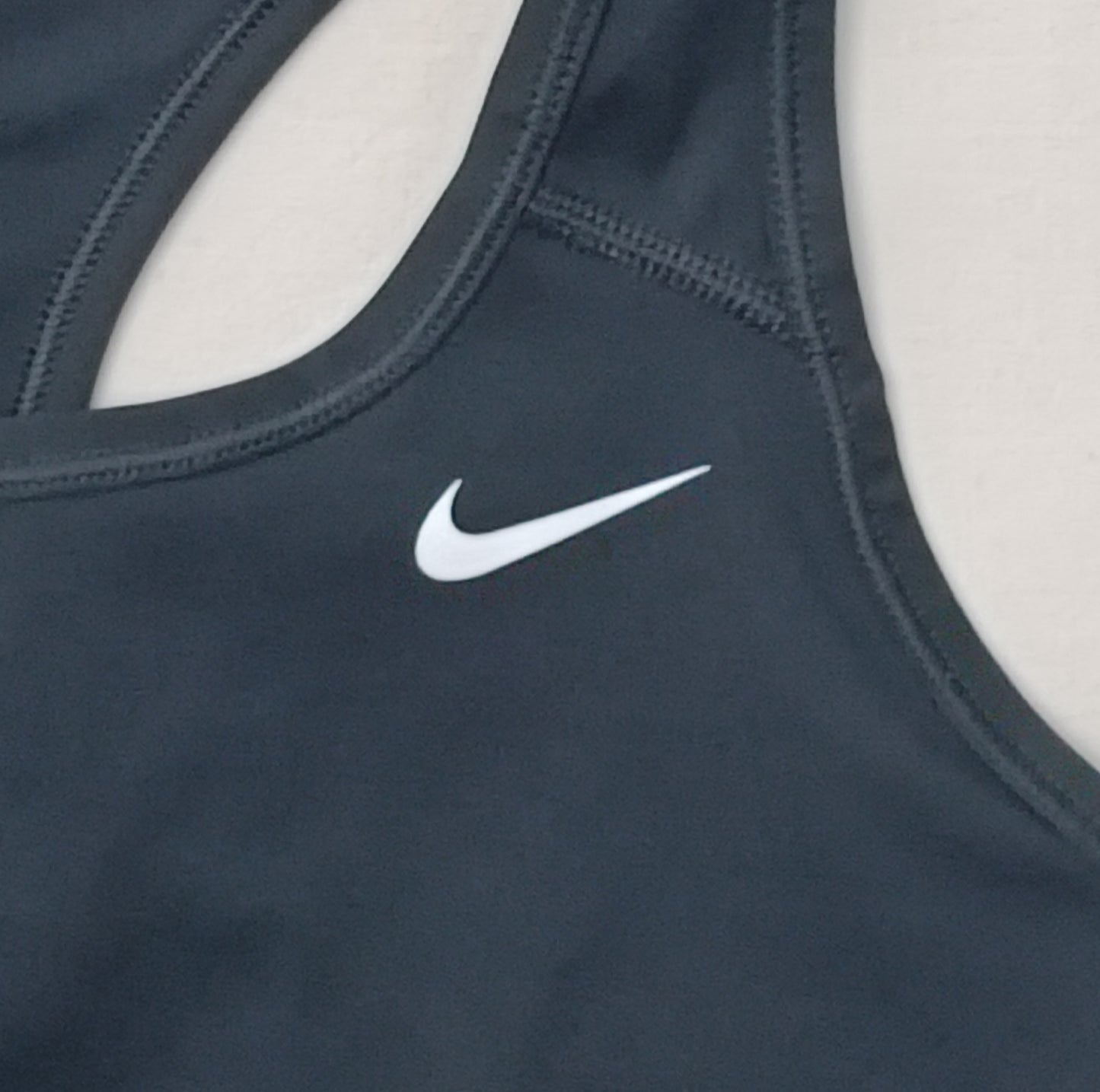 (ДАМСКО) (S) Nike DRI-FIT Bra бюстие