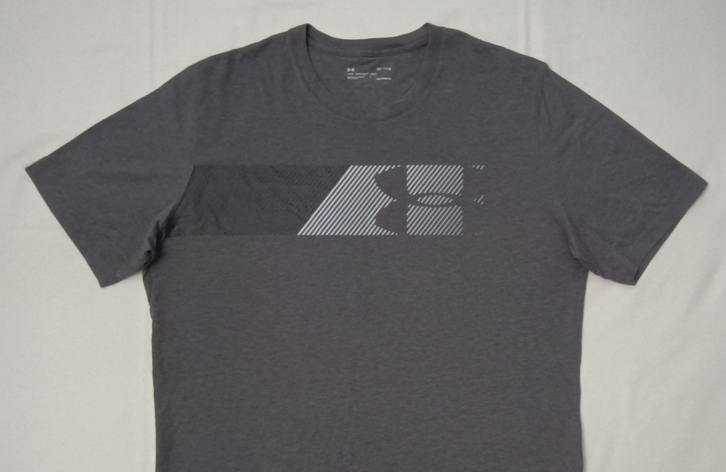 (L) Under Armour UA Shirt тениска