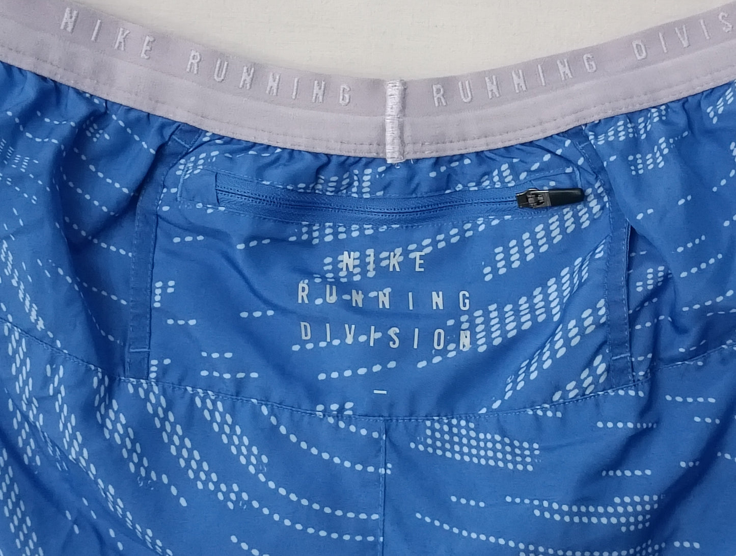 (M) Nike DRI-FIT Run Division Shorts шорти