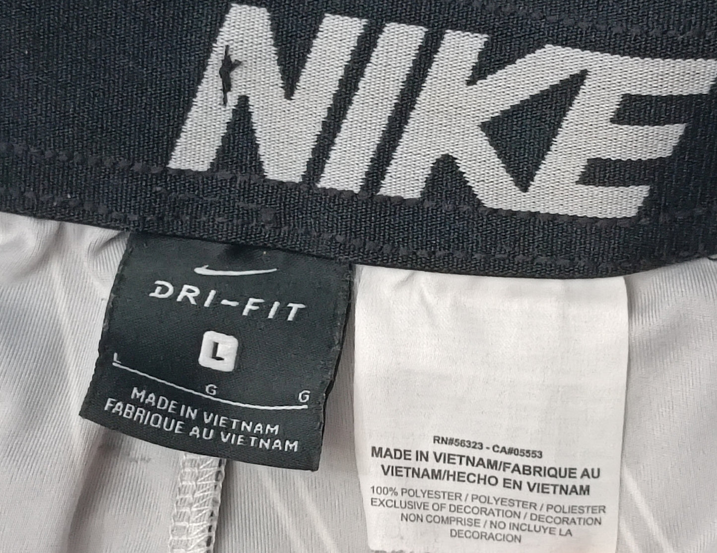 (L) Nike DRI-FIT Shorts шорти
