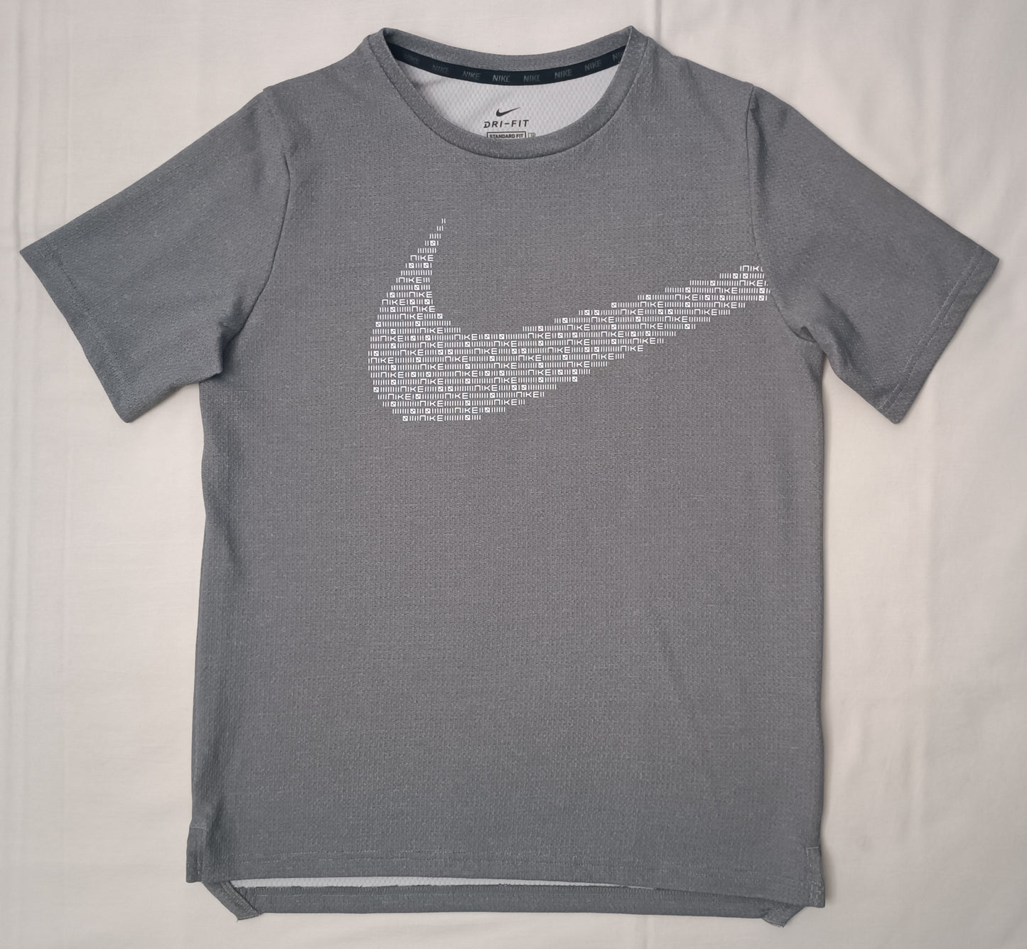 (ДЕТСКО) (Ръст 158-170см) Nike DRI-FIT Swoosh Tee тениска