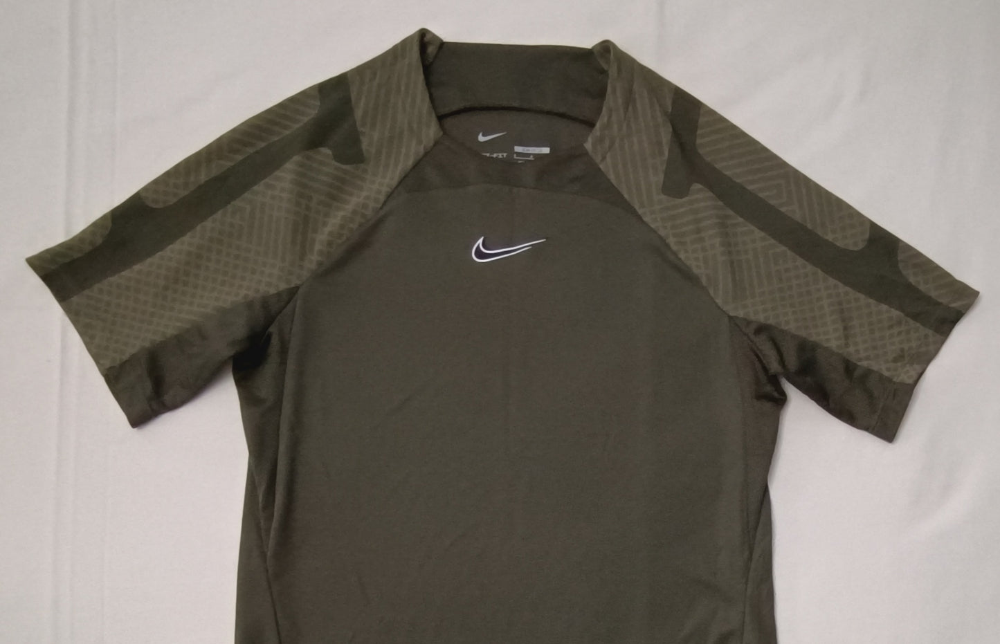 (S) Nike DRI-FIT Strike Tee тениска