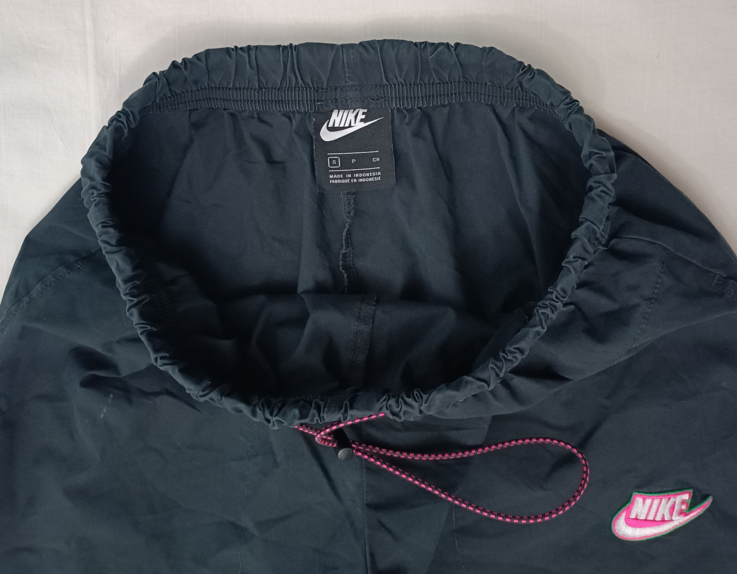 (ДАМСКО) (S) Nike Sportswear Pants долнище