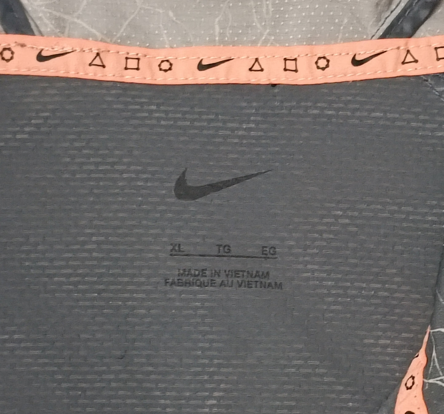 (XL) Nike UV D.Y.E. Windrunner Jacket яке