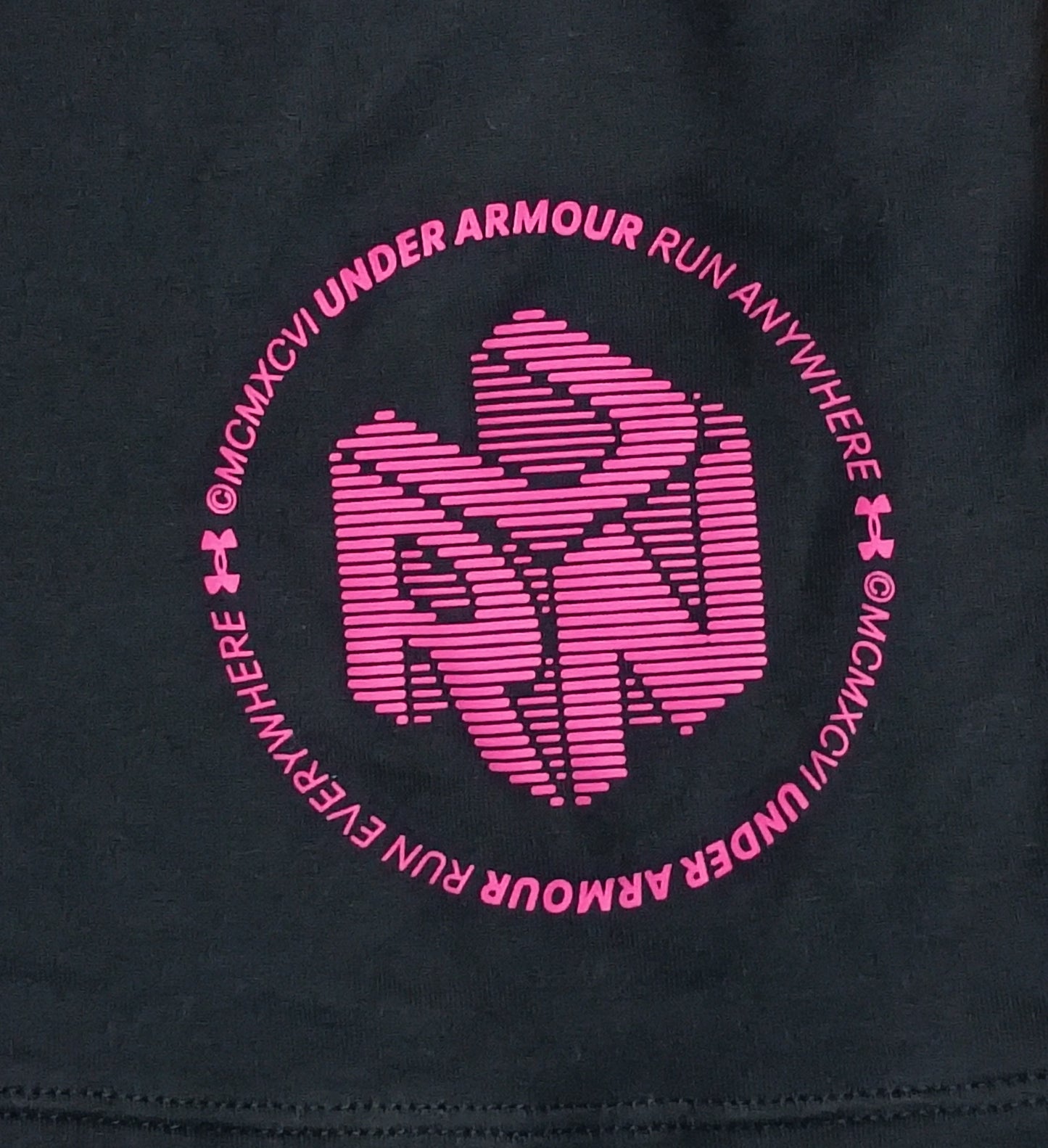 (S) Under Armour UA Run Anywhere Long Sleeve блуза