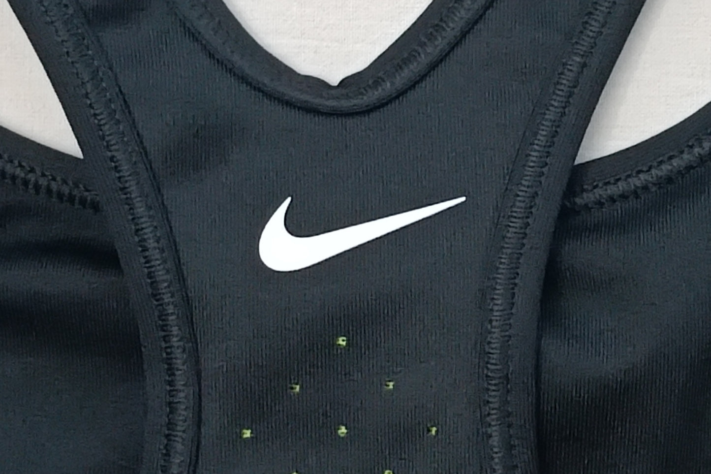 (ДАМСКО) (S) Nike DRI-FIT Just Do It Bra бюстие