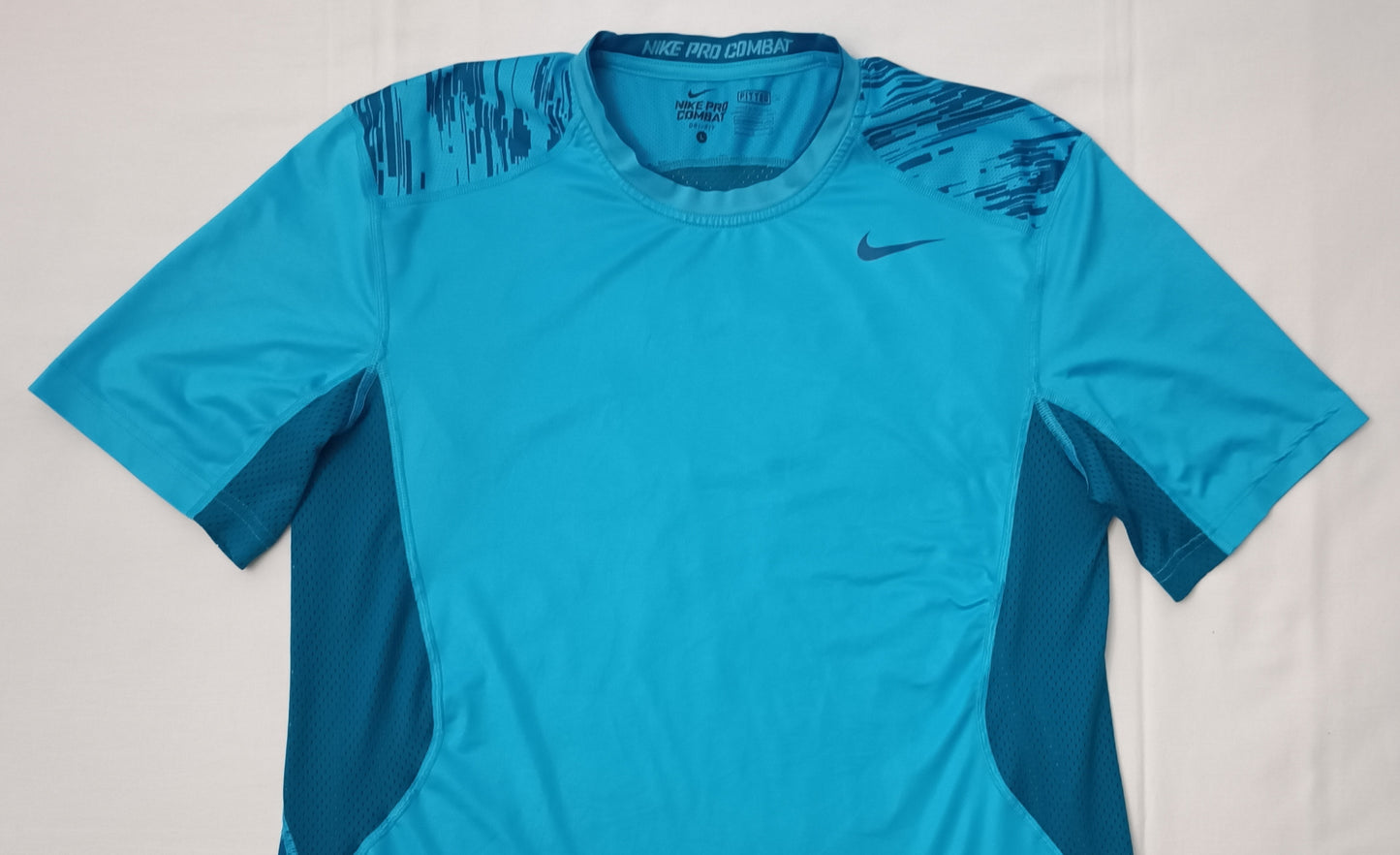 (L) Nike PRO Combat DRI-FIT Tee тениска
