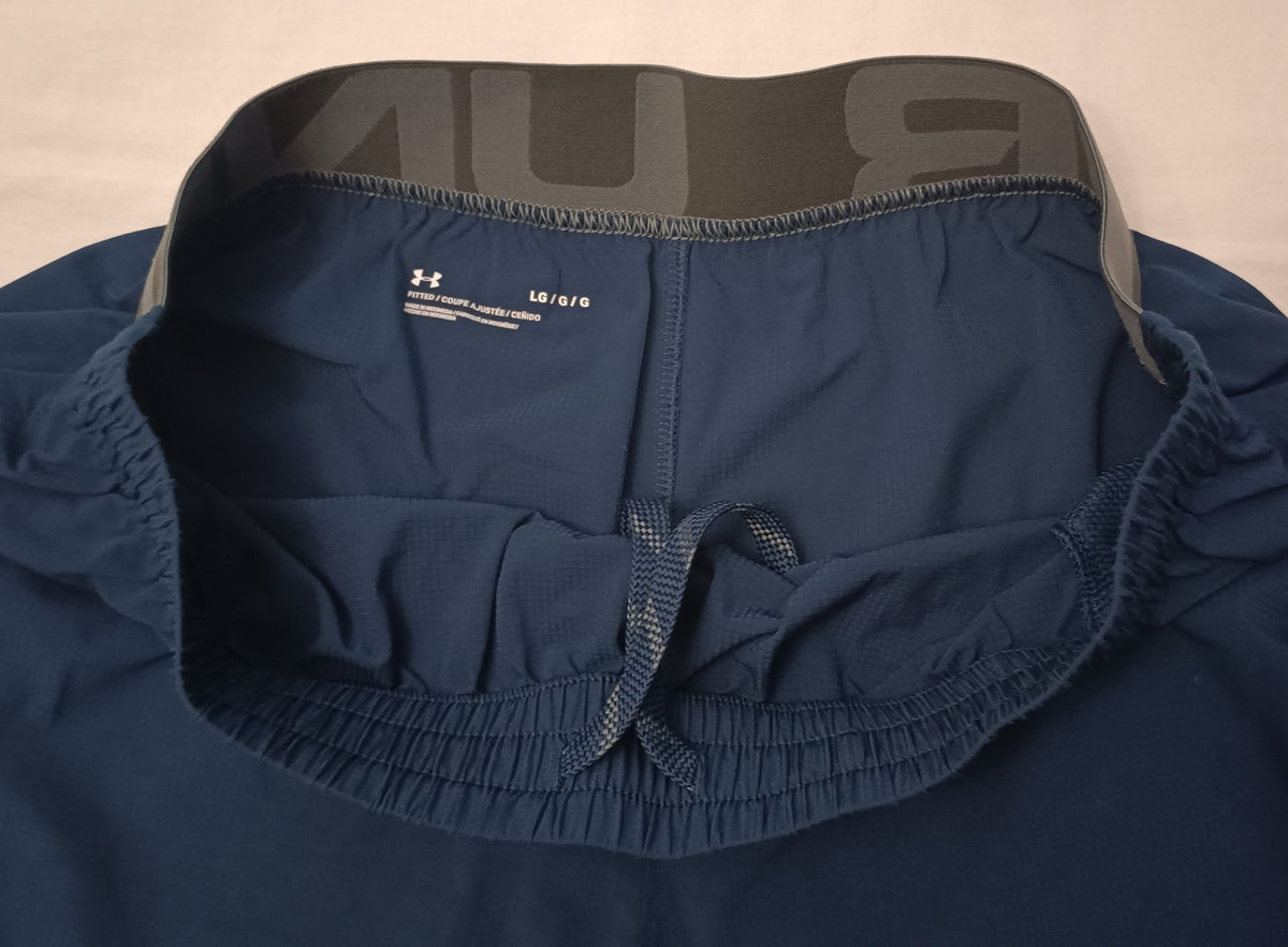 (L) Under Armour UA Shorts шорти