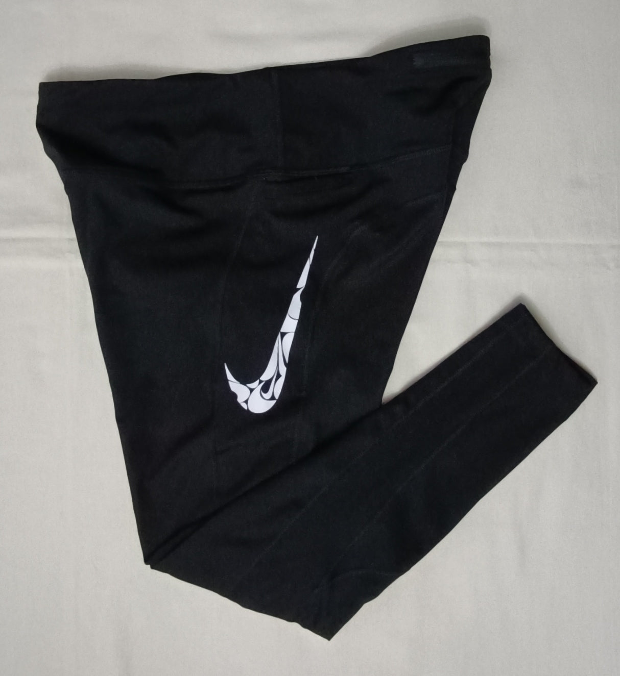 (ДАМСКО) (L) Nike DRI-FIT Swoosh Tights клин