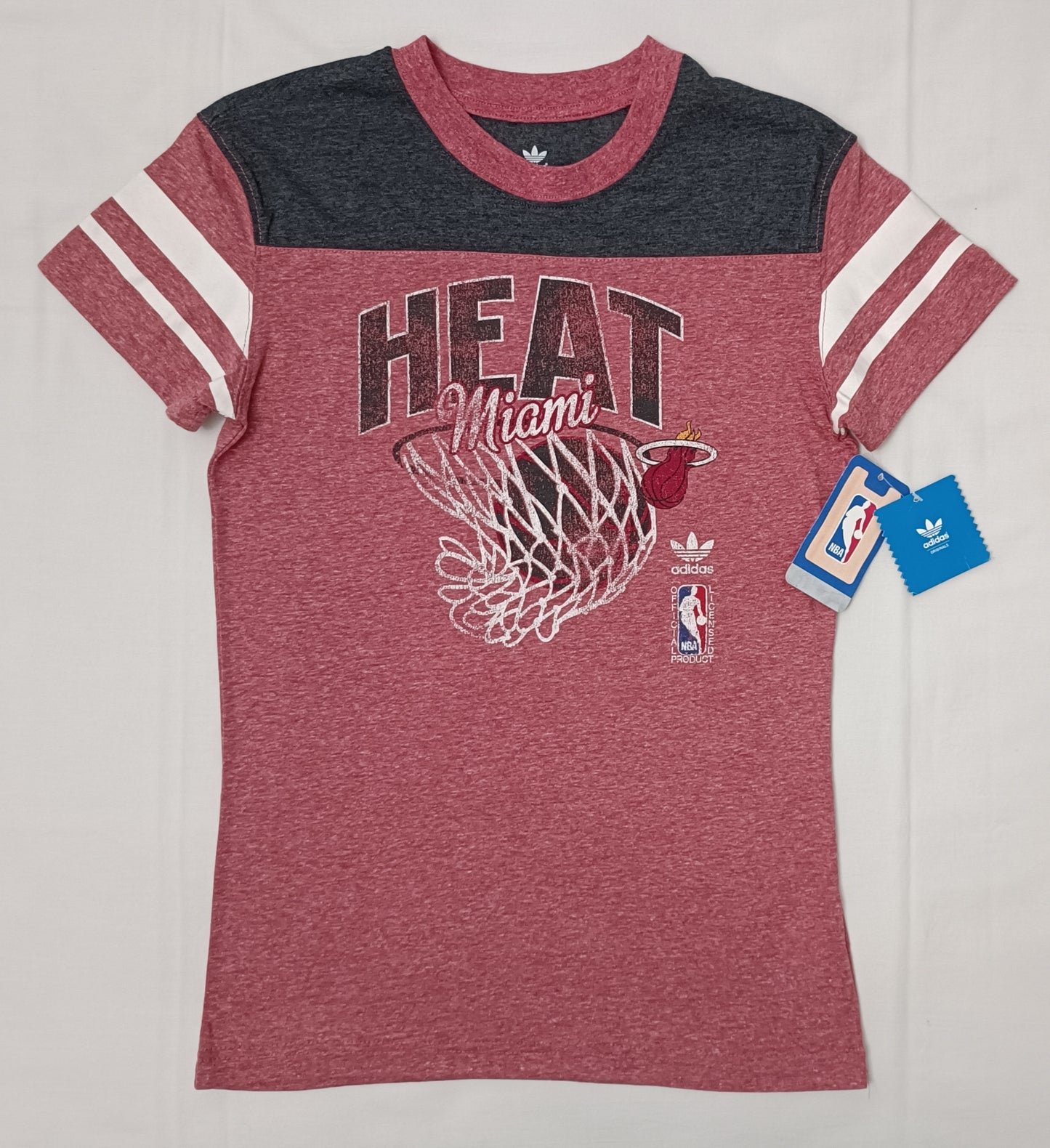 (ДЕТСКО) (Ръст 156-166см) Adidas NBA Miami Heat Tee тениска