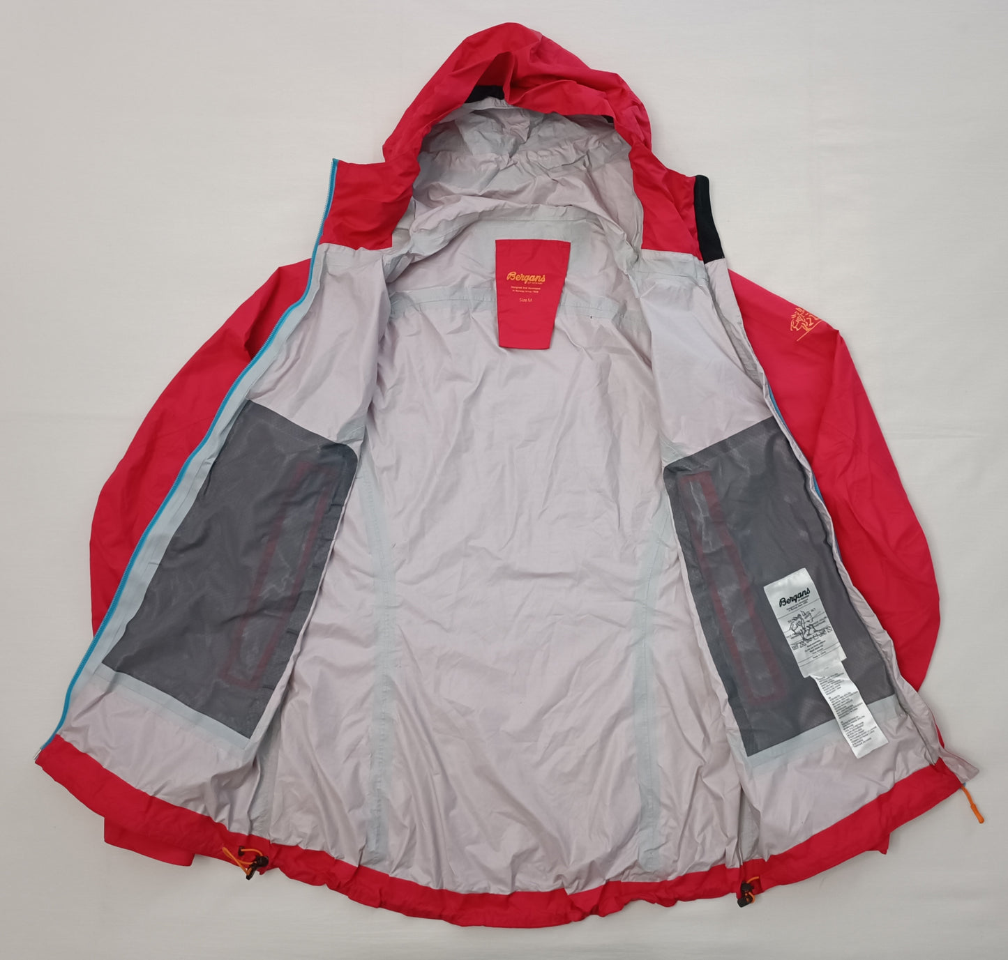 (M) Bergans of Norway Sky Lady Jacket яке