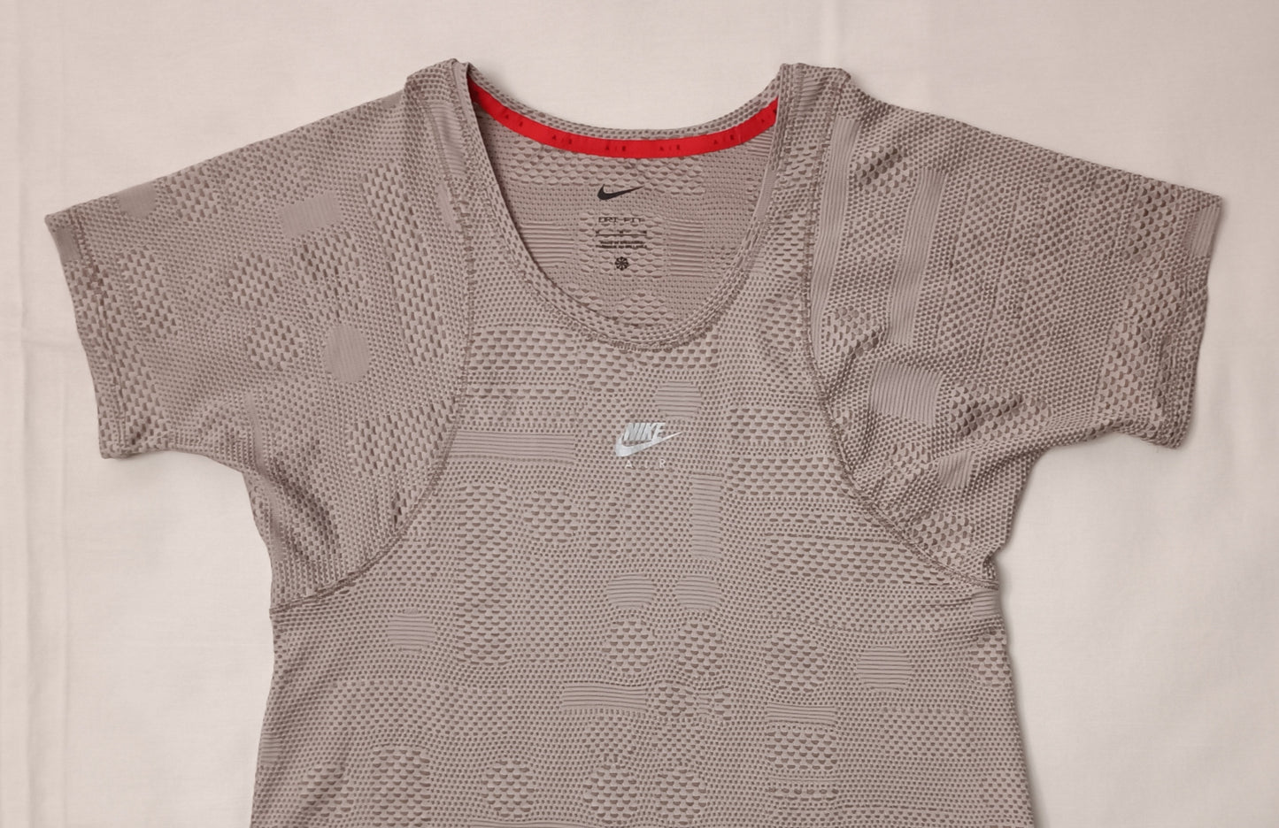 (ДАМСКО) (M) Nike AIR Sportswear Tee тениска