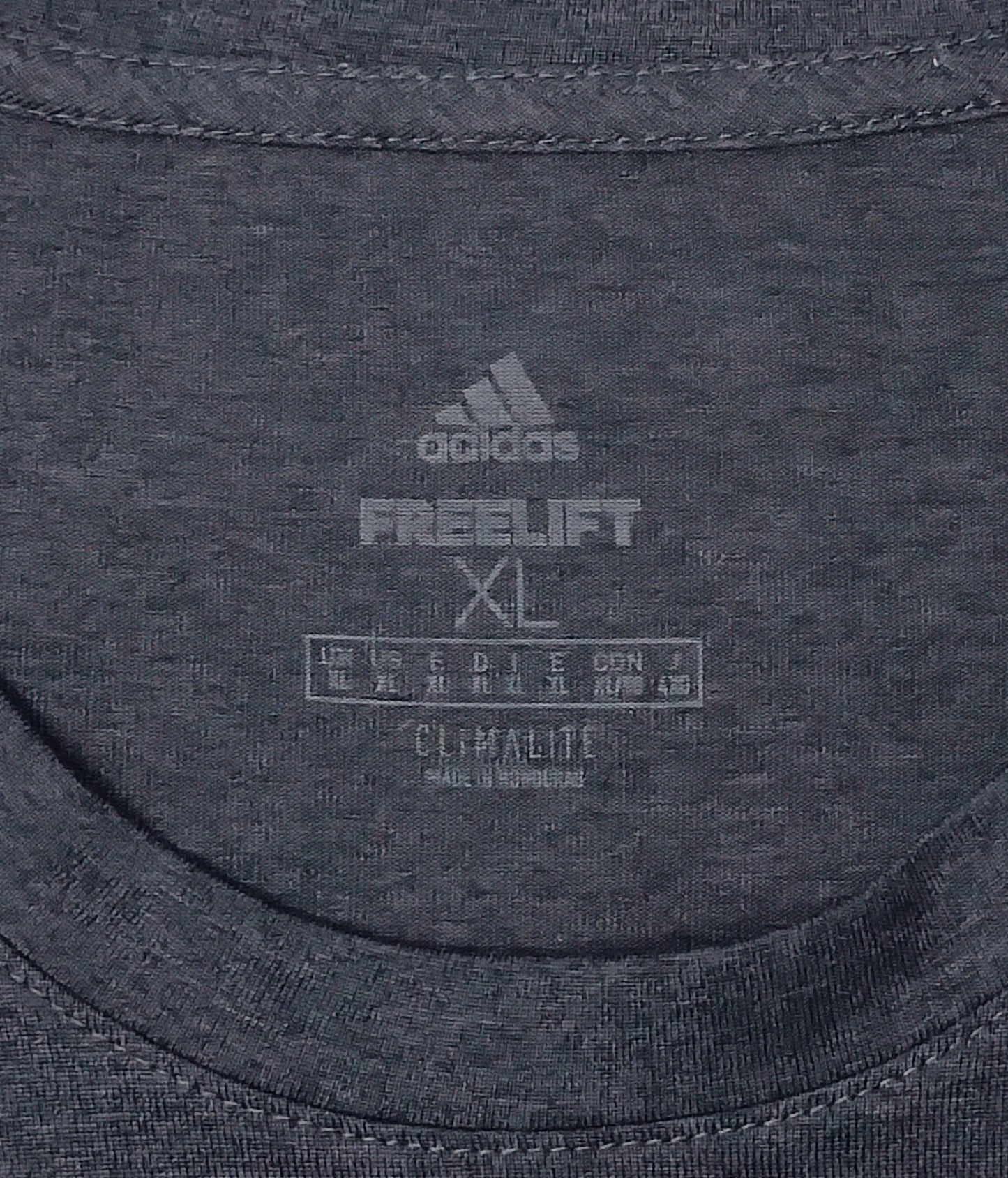 (XL) Adidas Tee тениска