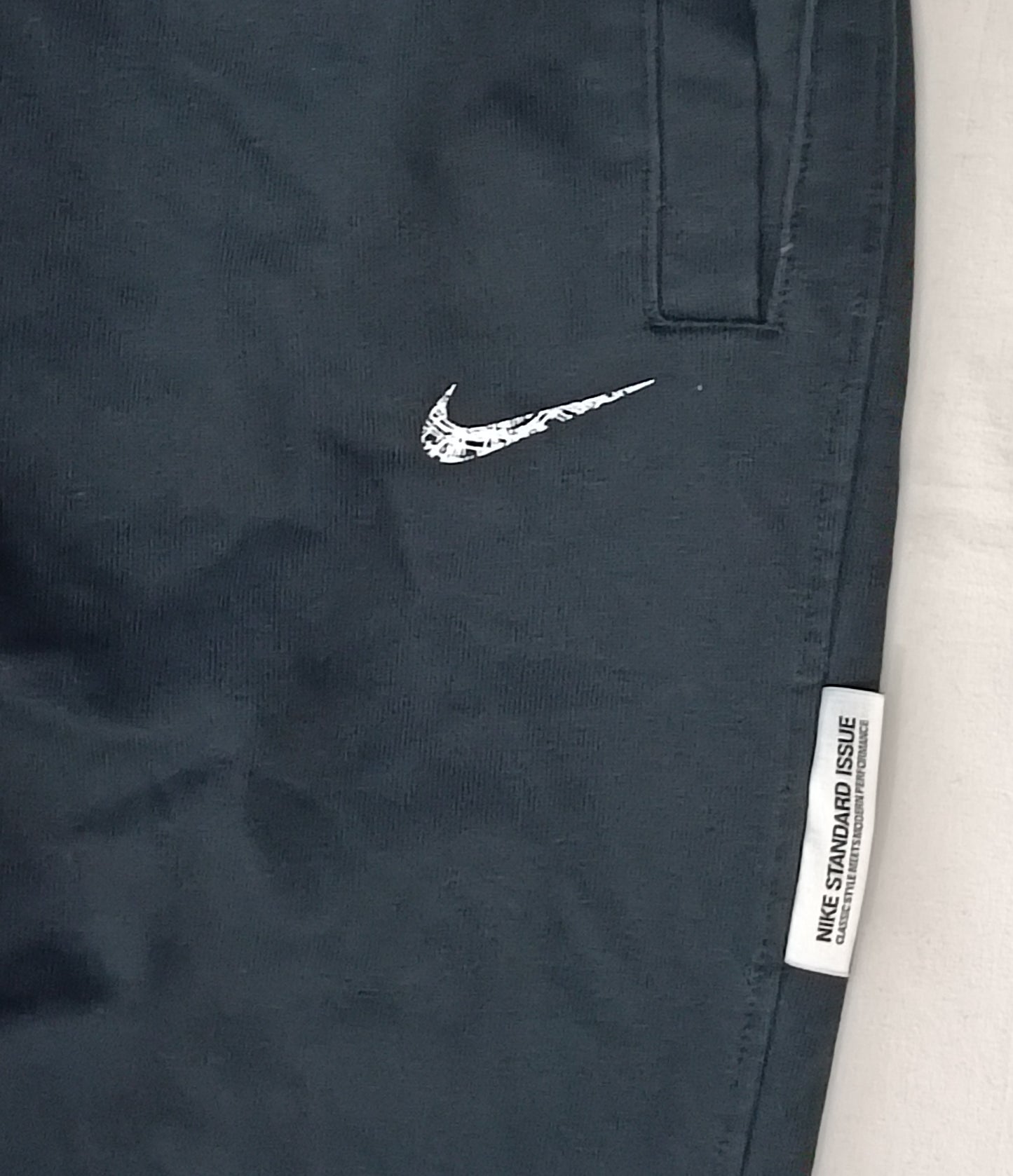 (M) Nike DRI-FIT Standard Issue Sweatpants долнище