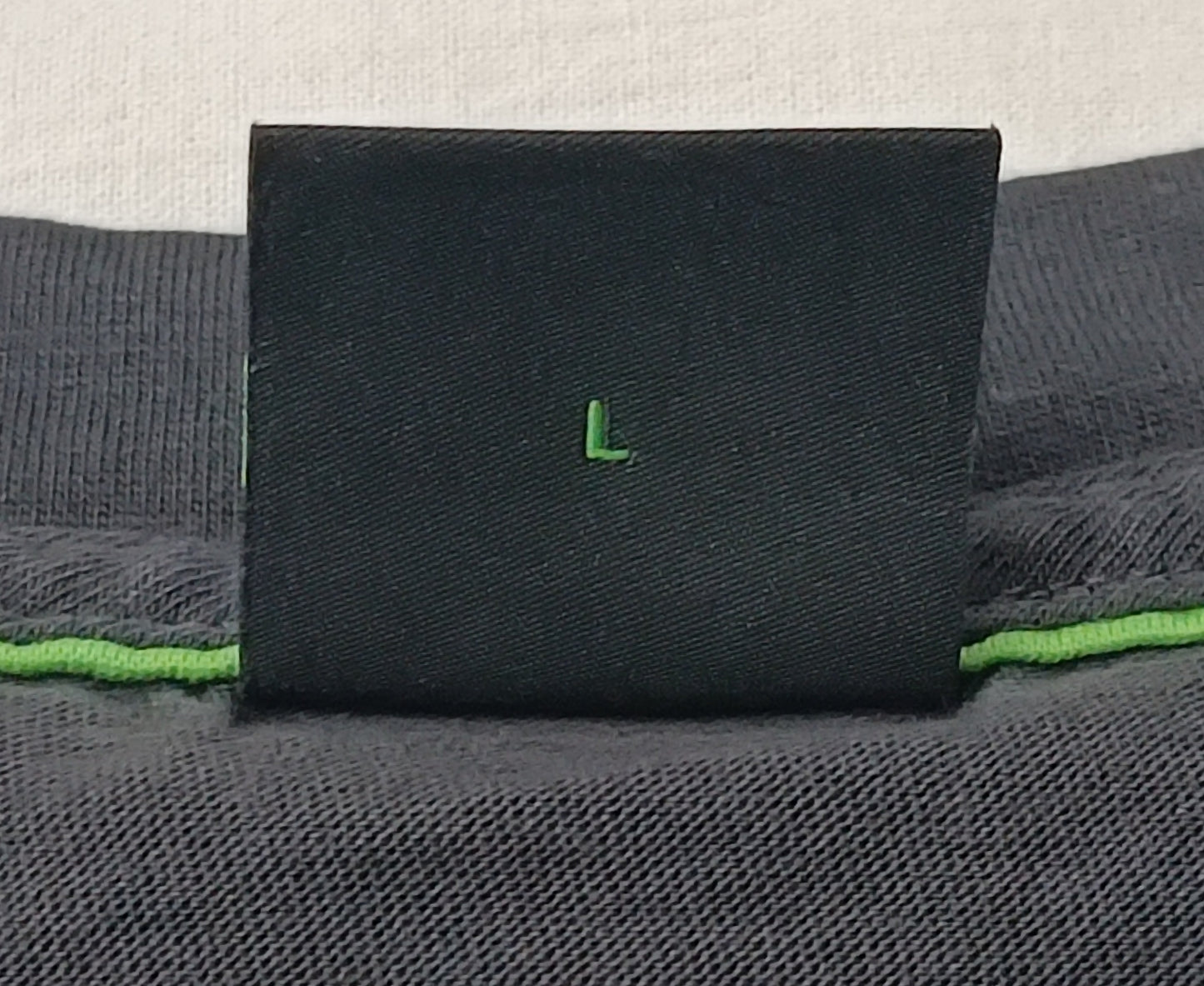 (L) Hugo Boss Shirt тениска