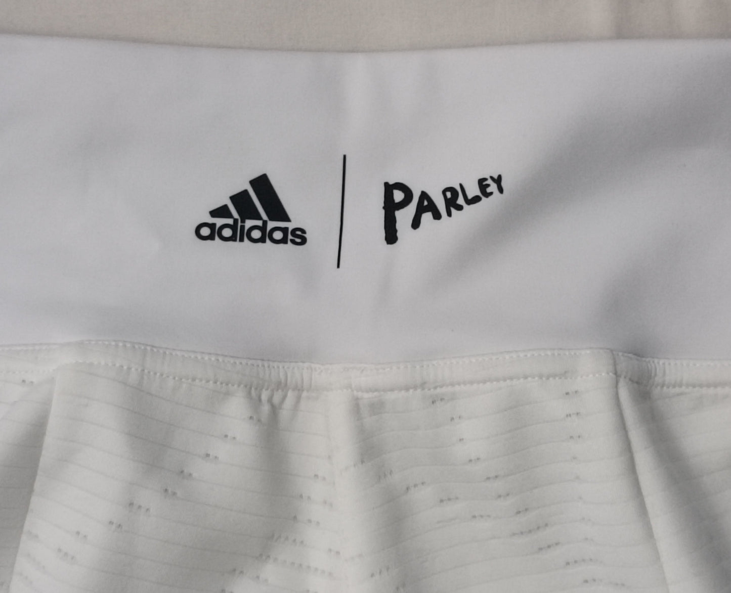 (ДАМСКО) (S) Adidas London 2in1 Tennis Shorts шорти с клин 2в1