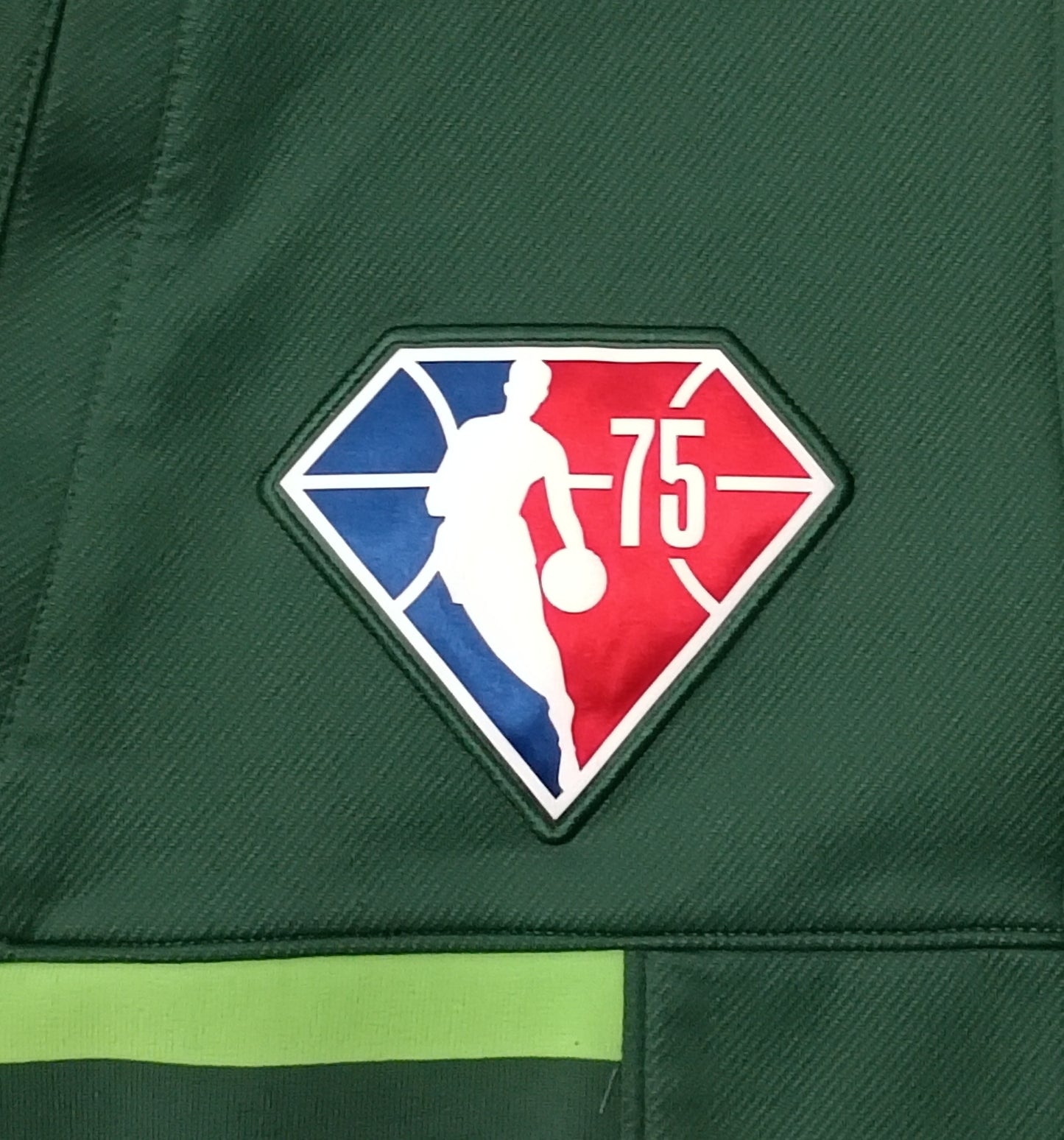 (L) Nike DRI-FIT NBA Milwaukee Bucks Therma Sweatshirt горнище
