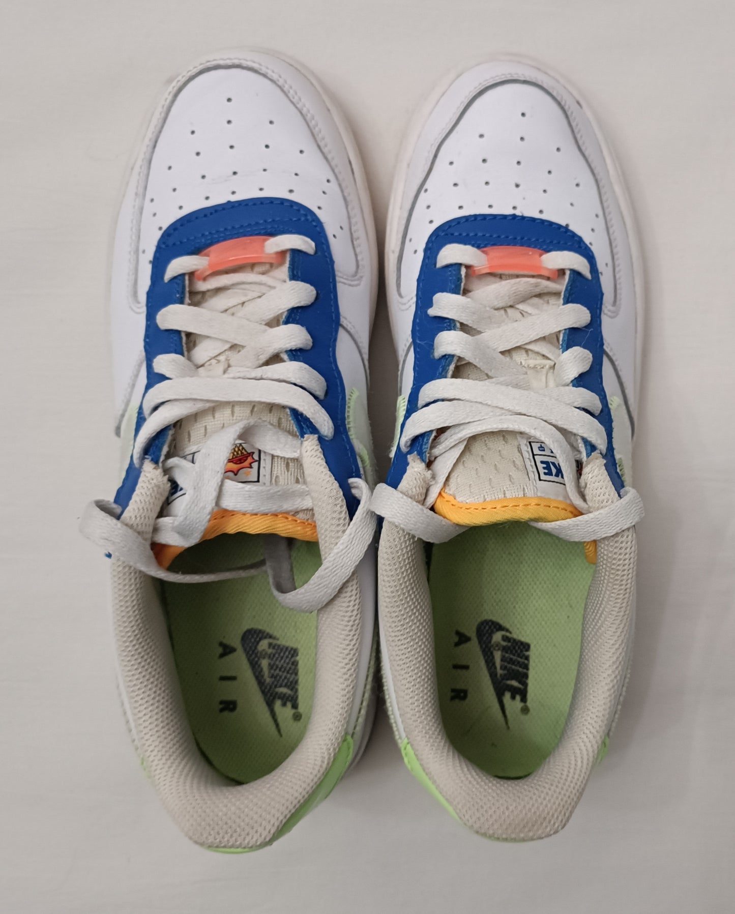 (40) Nike AIR Force 1 LV8 GS Shoes спортни обувки