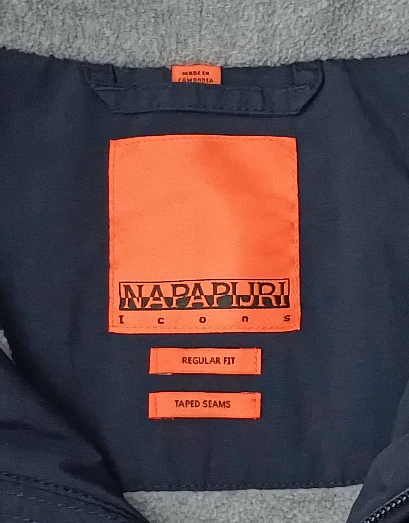 (S) Napapijri Rainforest Jacket яке
