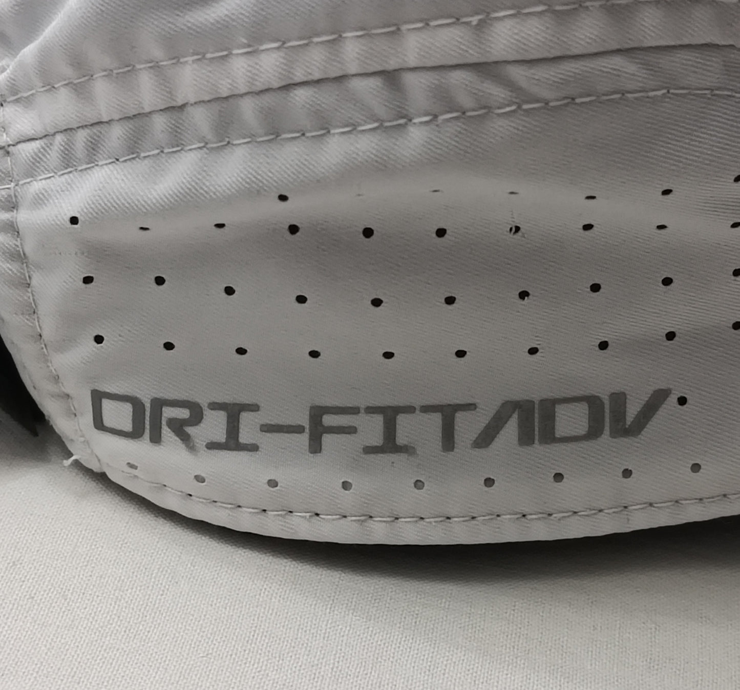 Nike Fly DRI-FIT ADV Unstructured Reflective Cap шапка