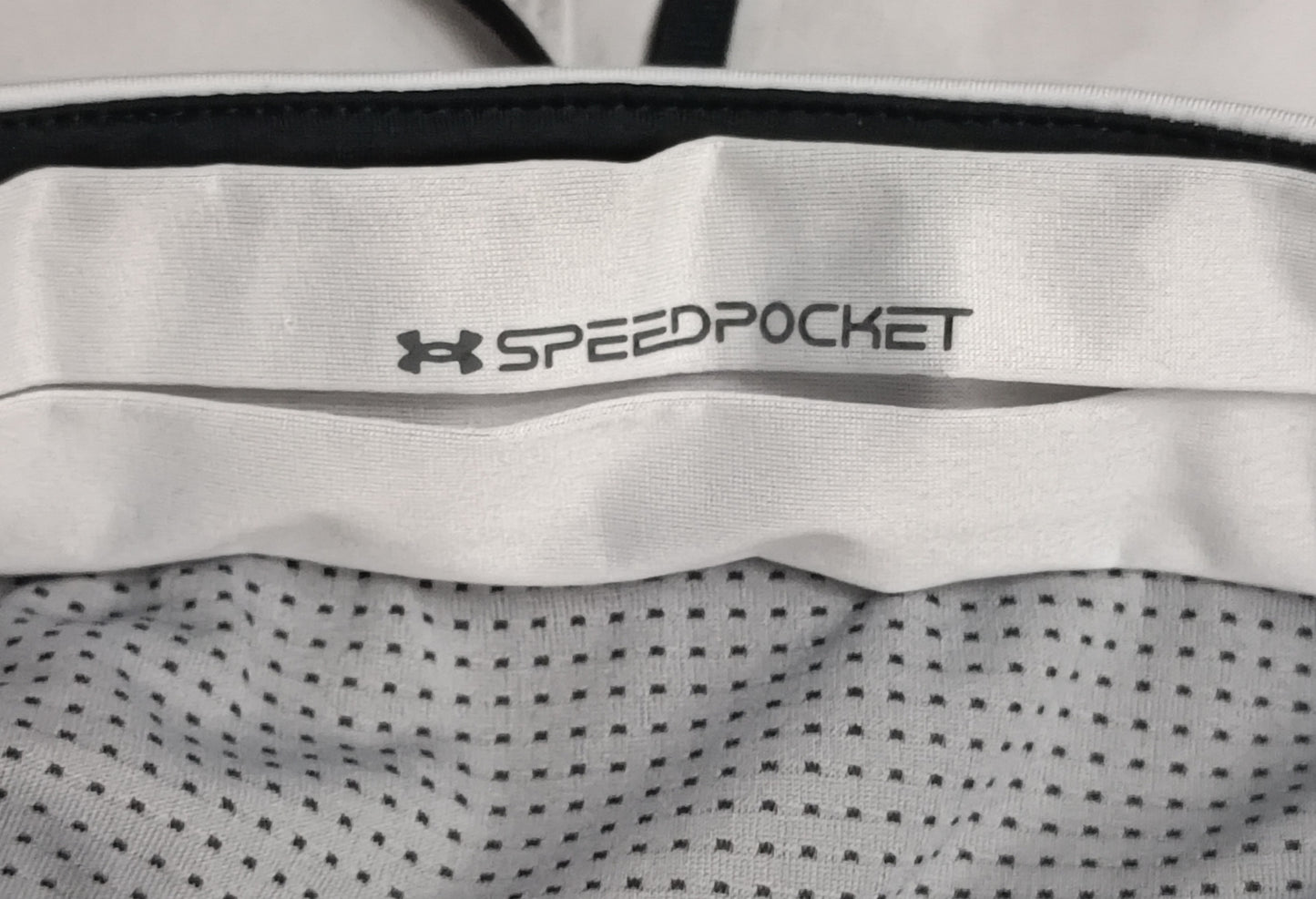 (M) Under Armour UA Speedpocket Shorts шорти