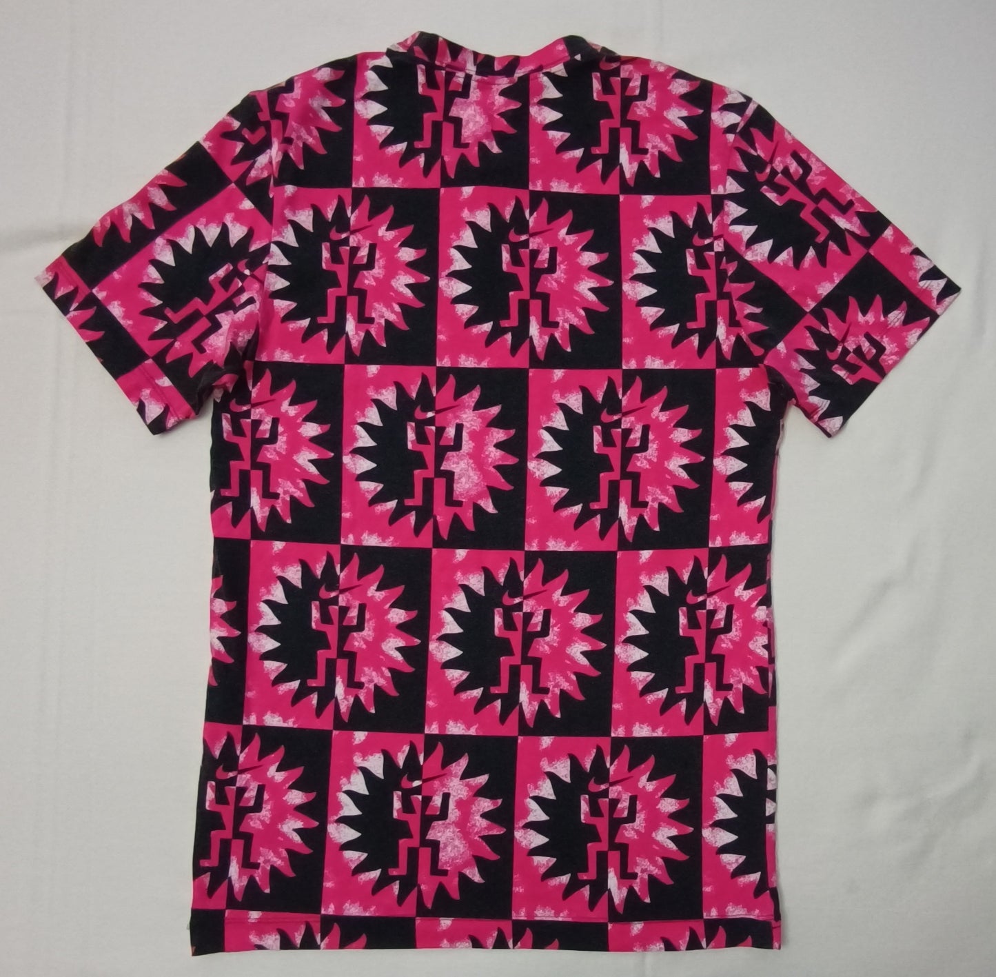 (S) Nike Sportswear Tee тениска