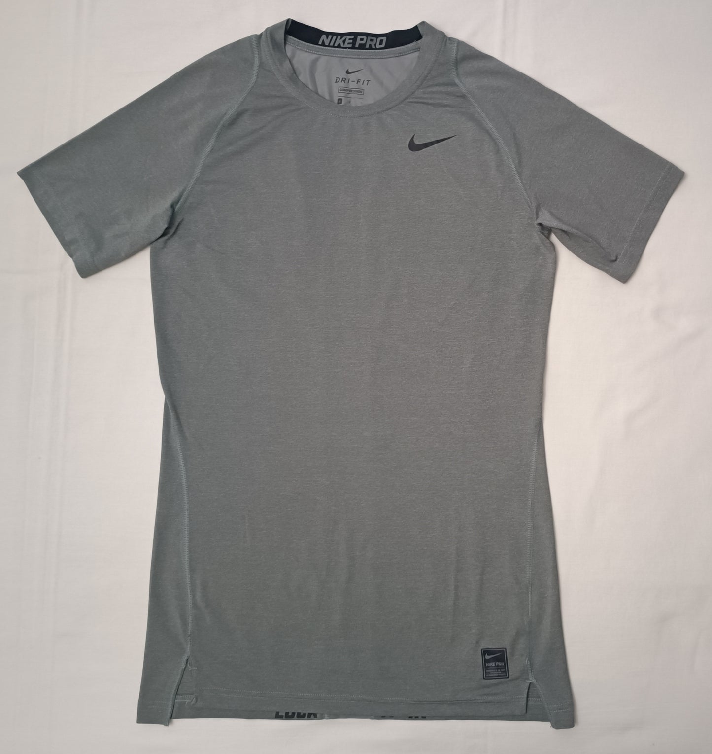 (L) Nike PRO DRI-FIT тениска