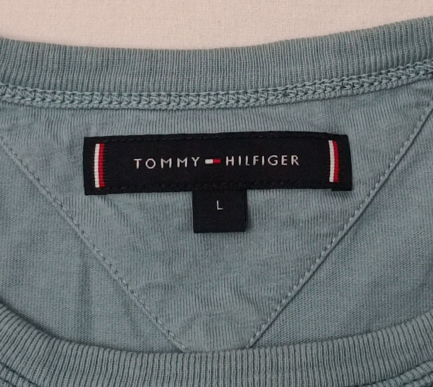(L) Tommy Hilfiger T-Shirt тениска